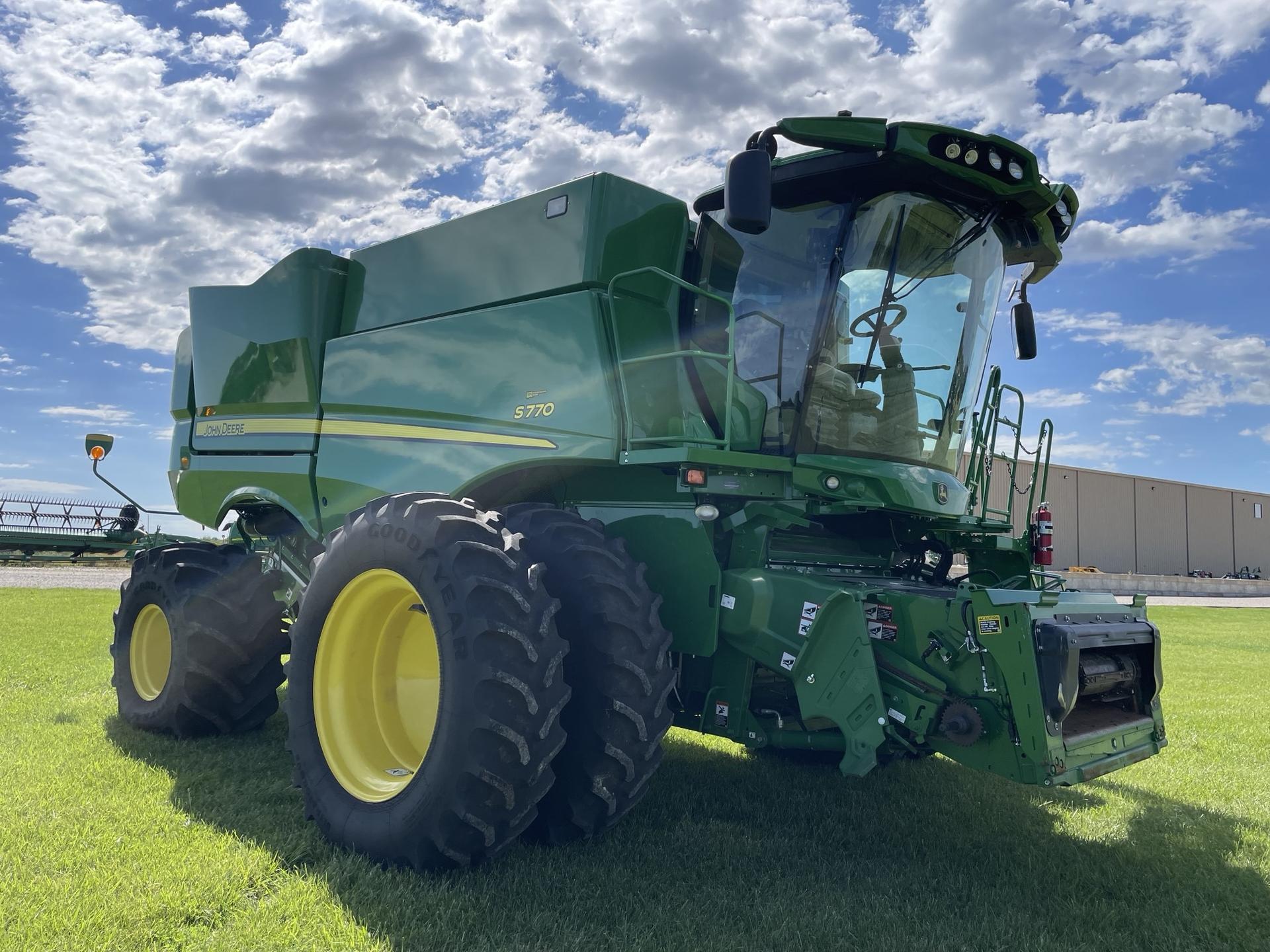 2023 John Deere S770