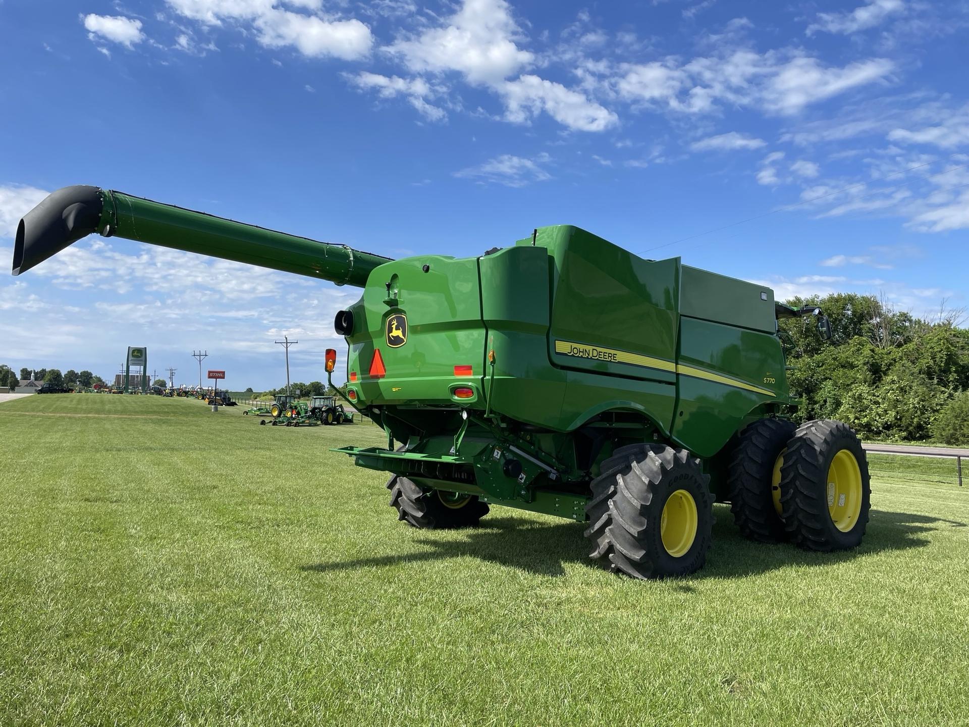 2023 John Deere S770