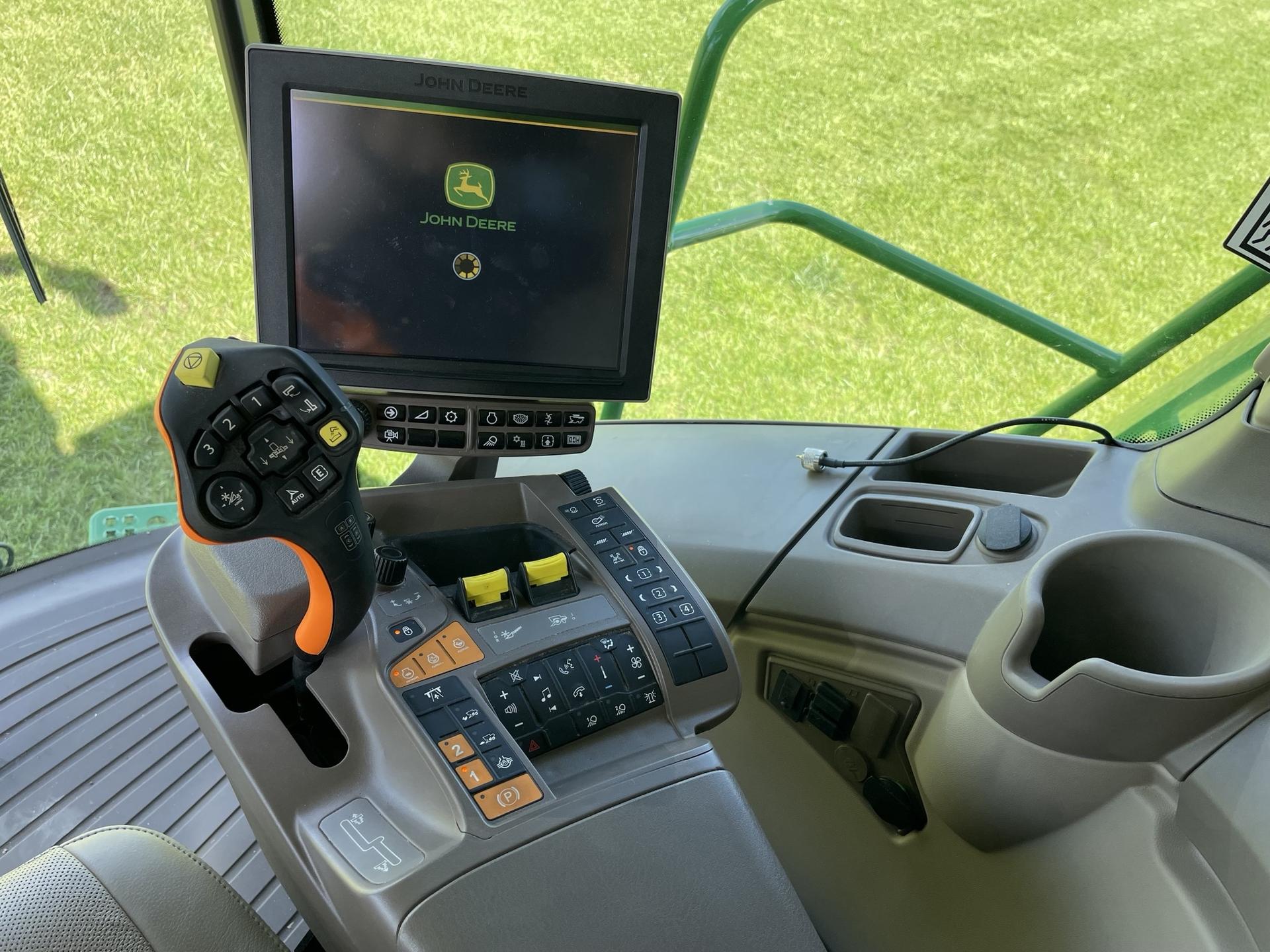 2023 John Deere S770