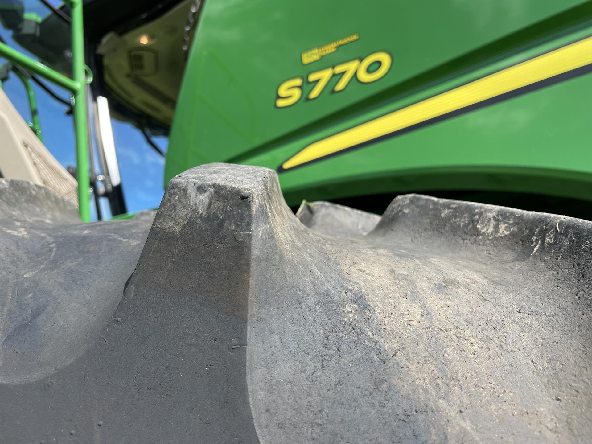 2023 John Deere S770