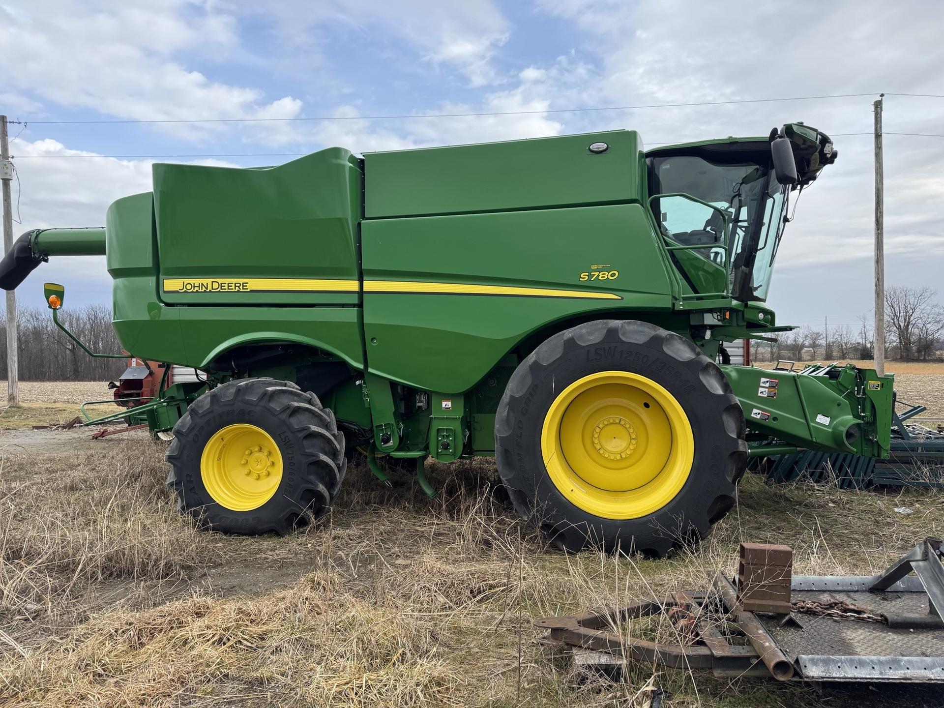 2024 John Deere S780 Image