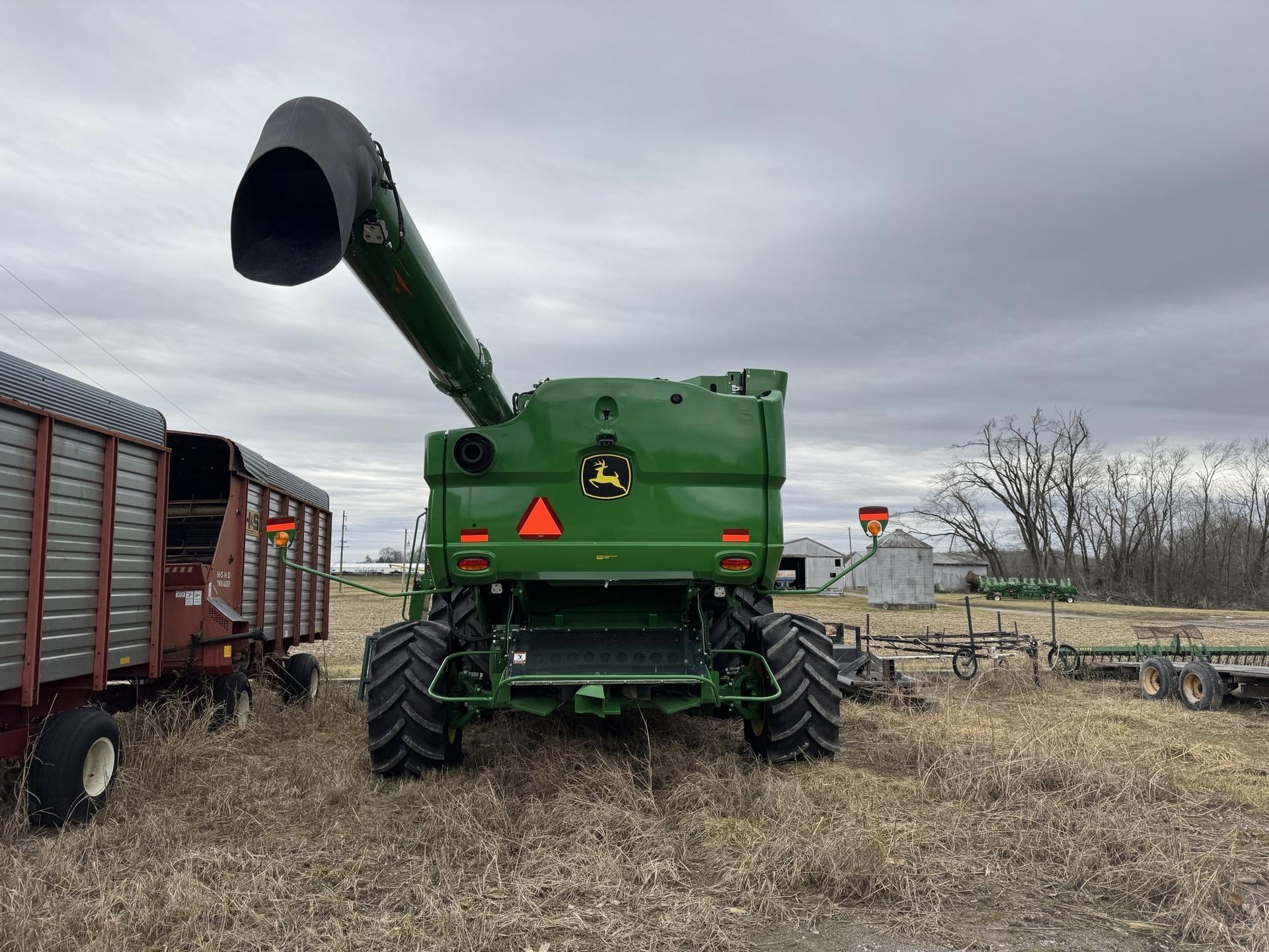 2024 John Deere S780 Image