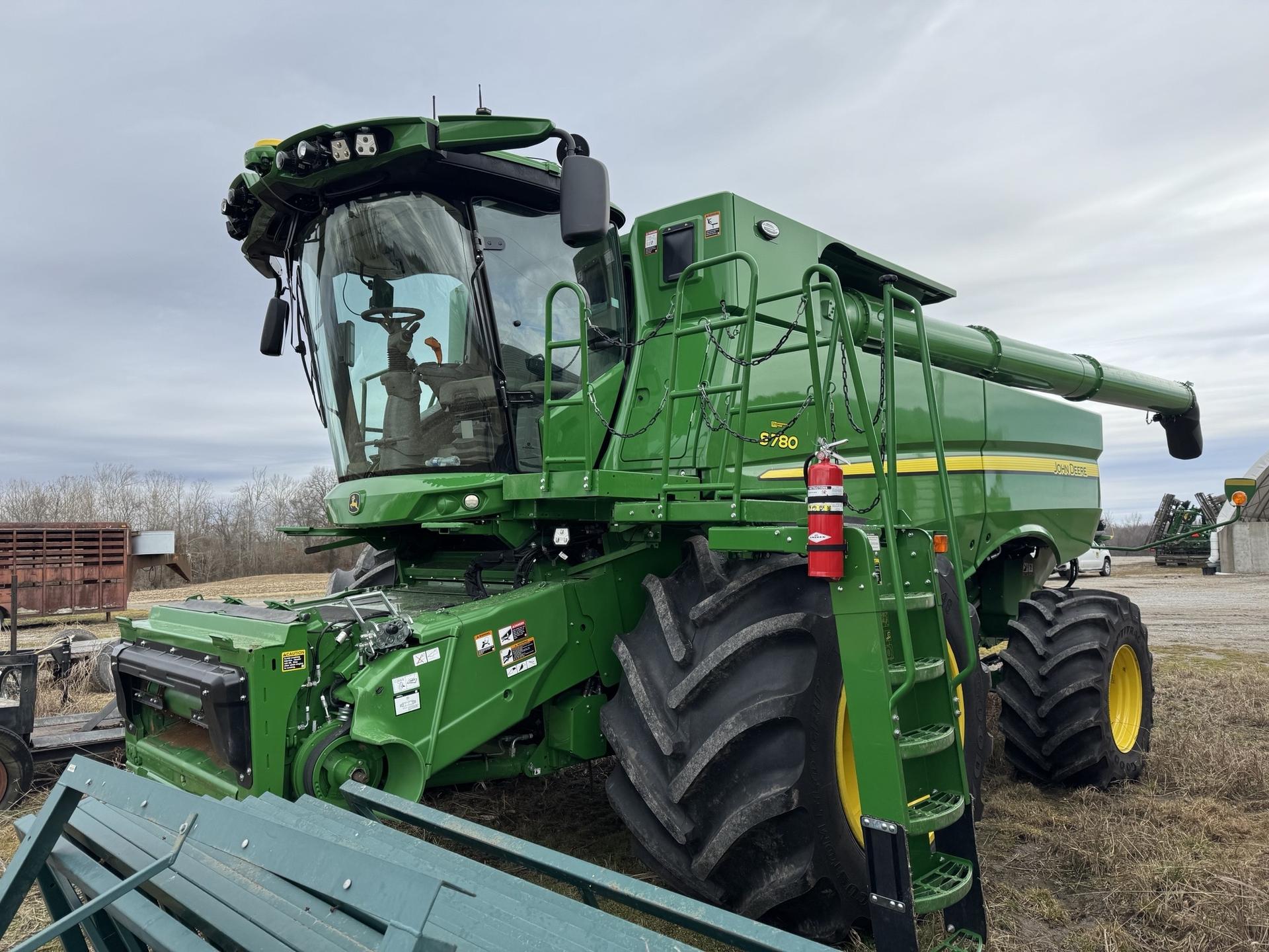 2024 John Deere S780 Image