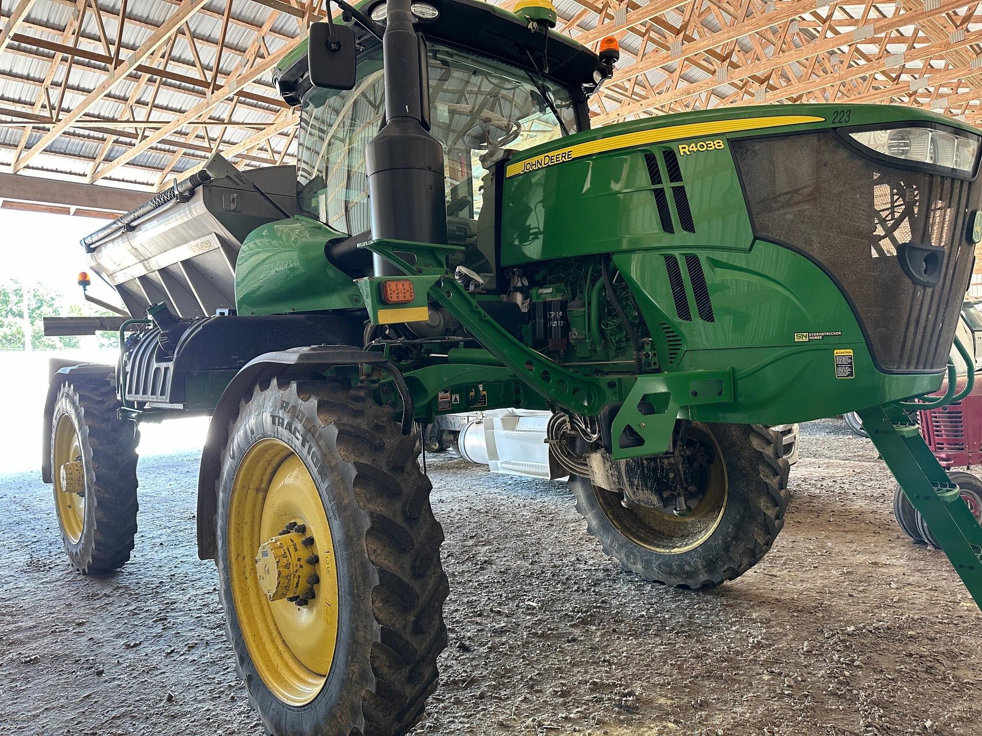 2020 John Deere R4038