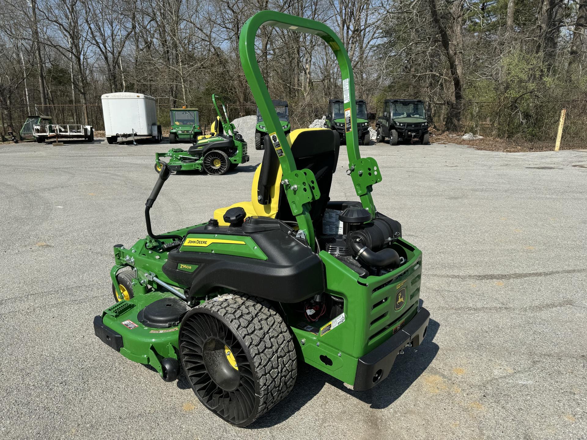 2024 John Deere Z950R Image