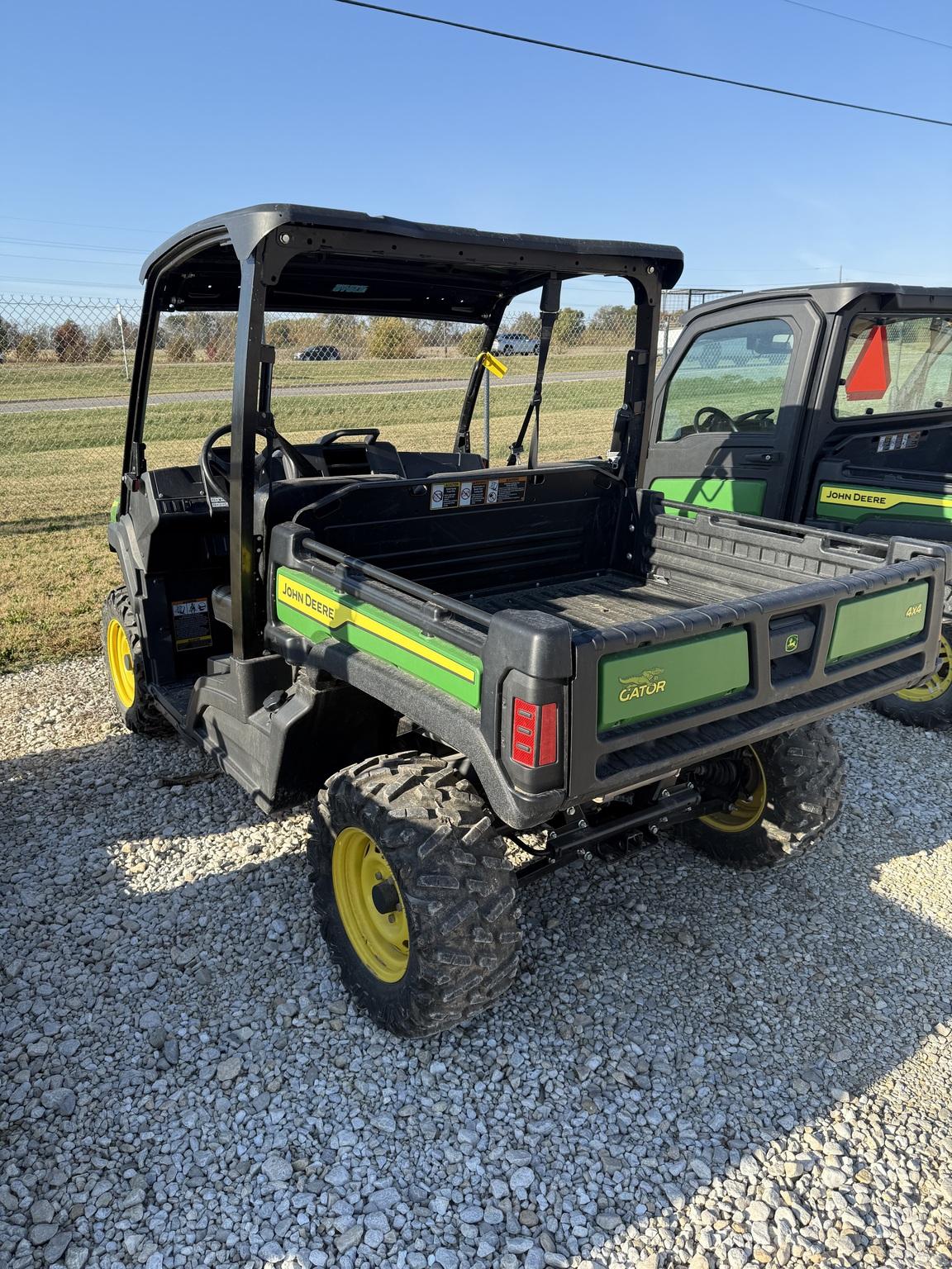 2023 John Deere XUV 835E