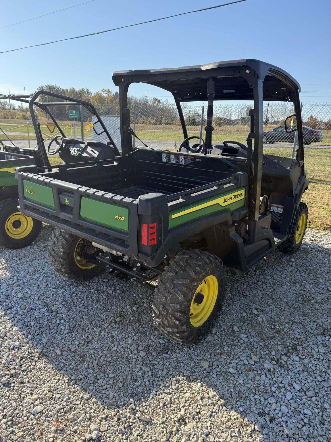 2023 John Deere XUV 835E