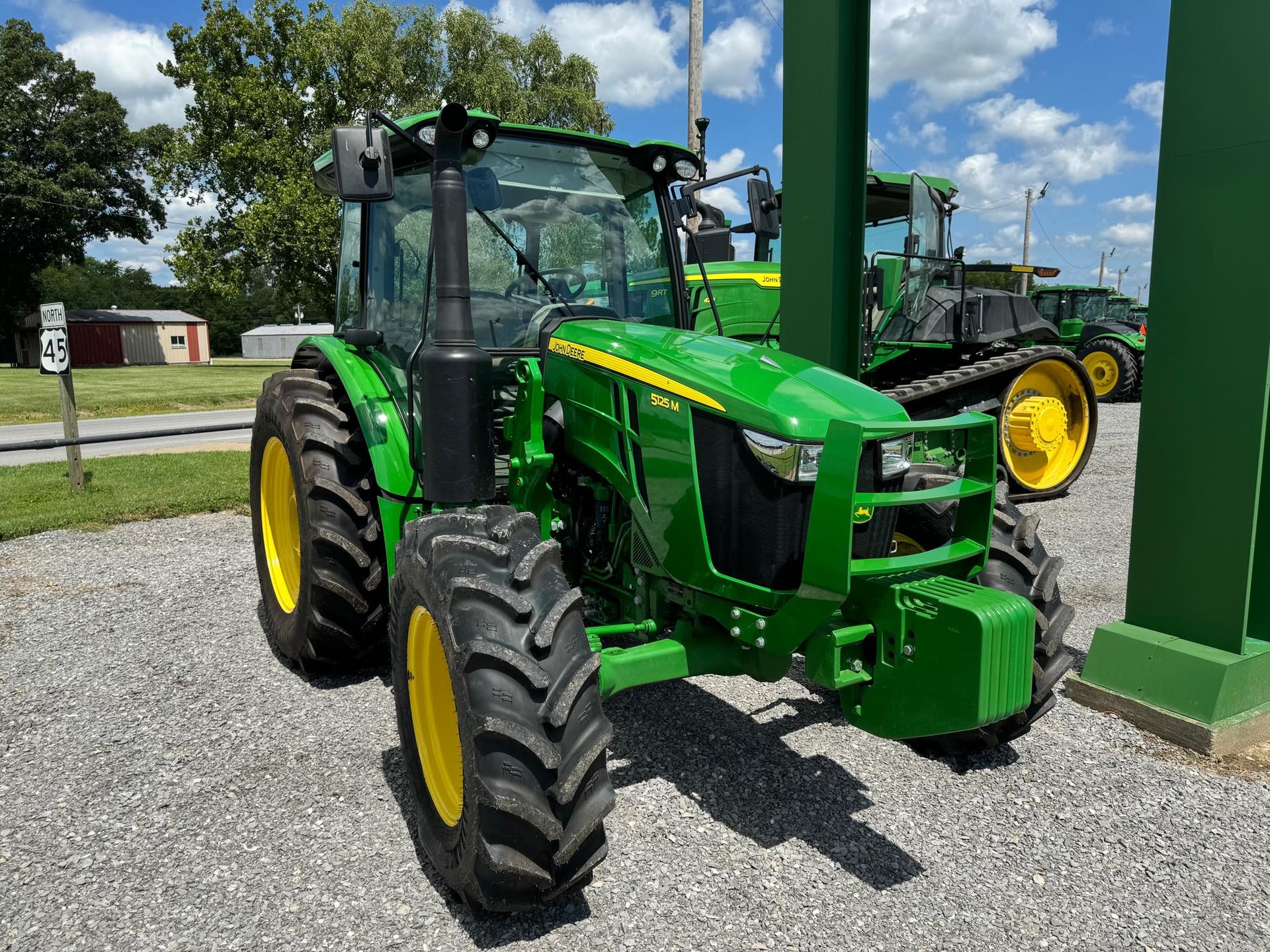 2023 John Deere 5125M