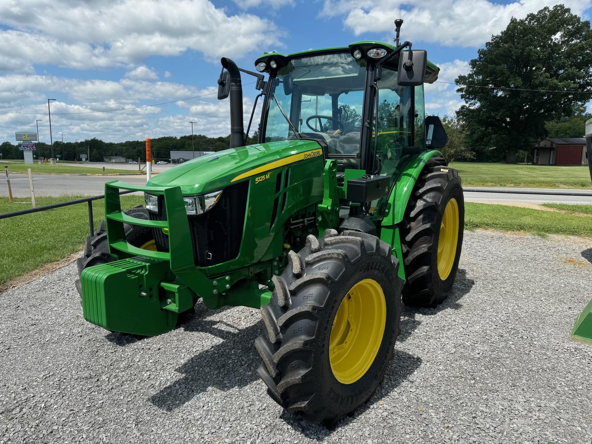 2023 John Deere 5125M