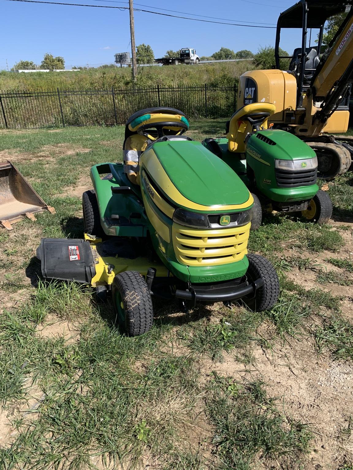 2010 John Deere X324