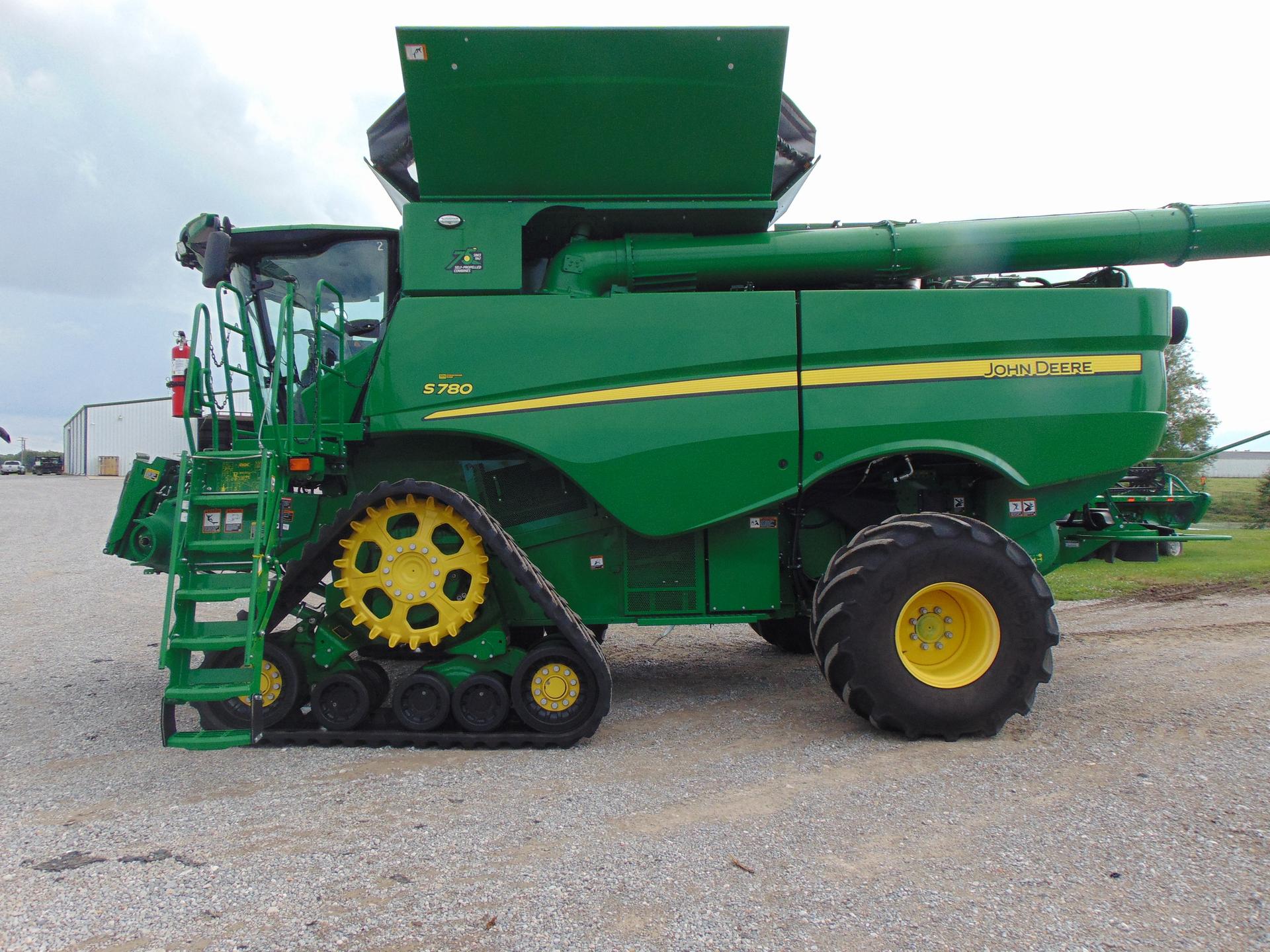 2022 John Deere S780