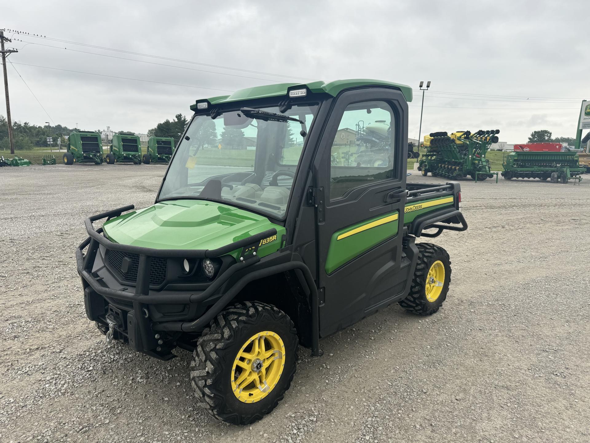 2019 John Deere XUV 835R