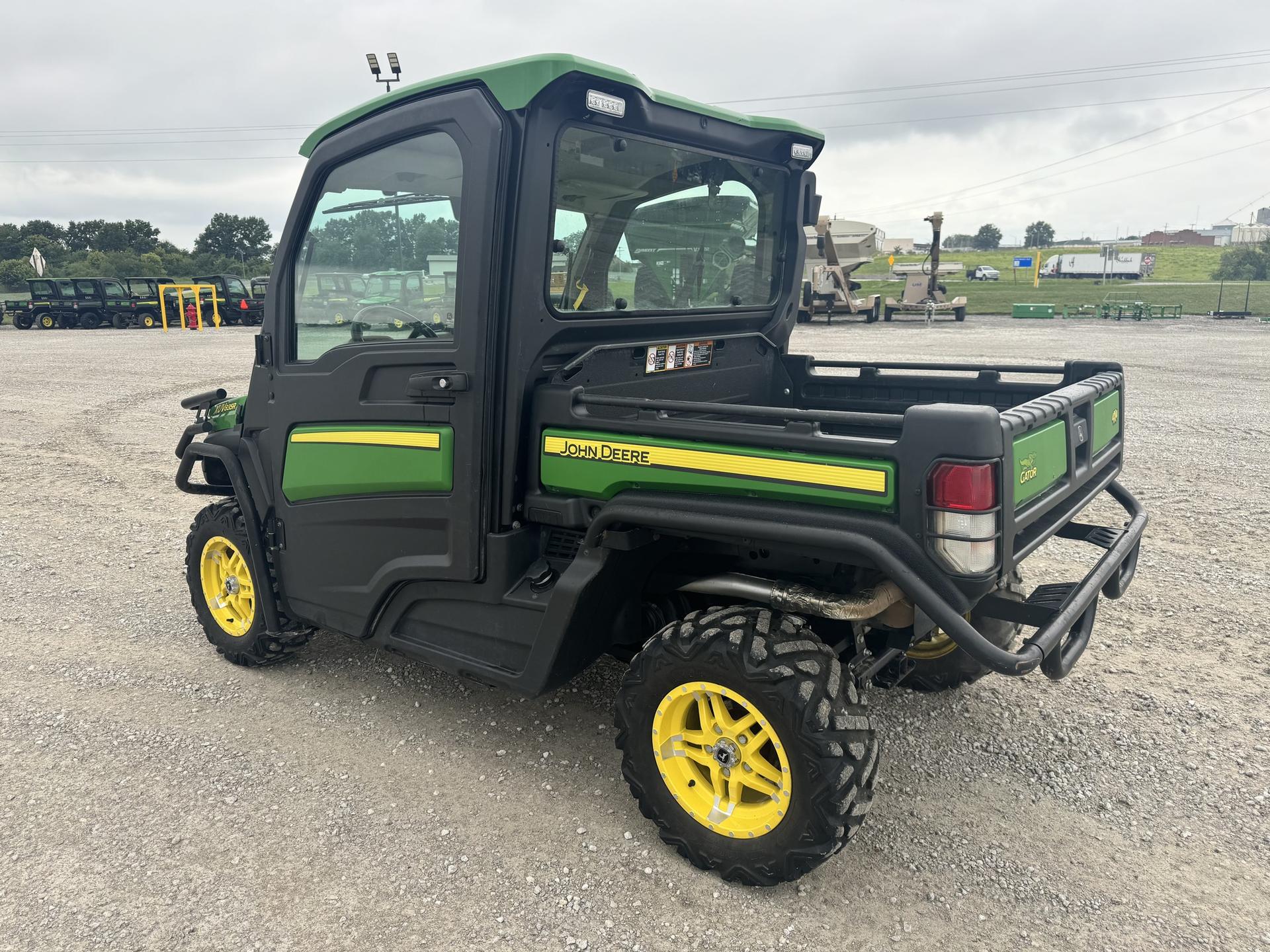 2019 John Deere XUV 835R