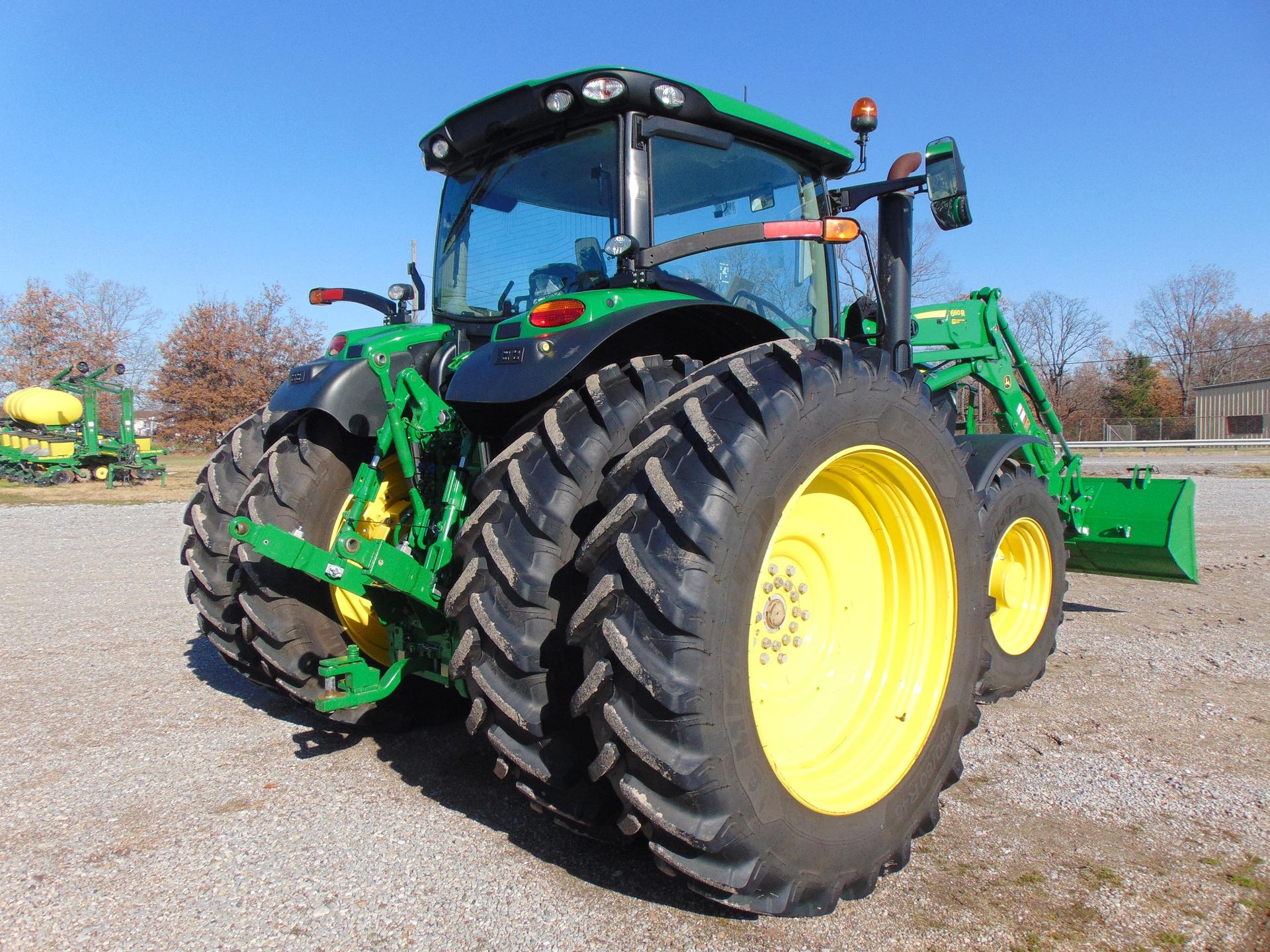 2023 John Deere 6R 175