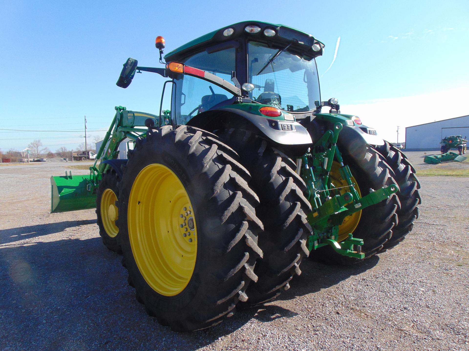 2023 John Deere 6R 175