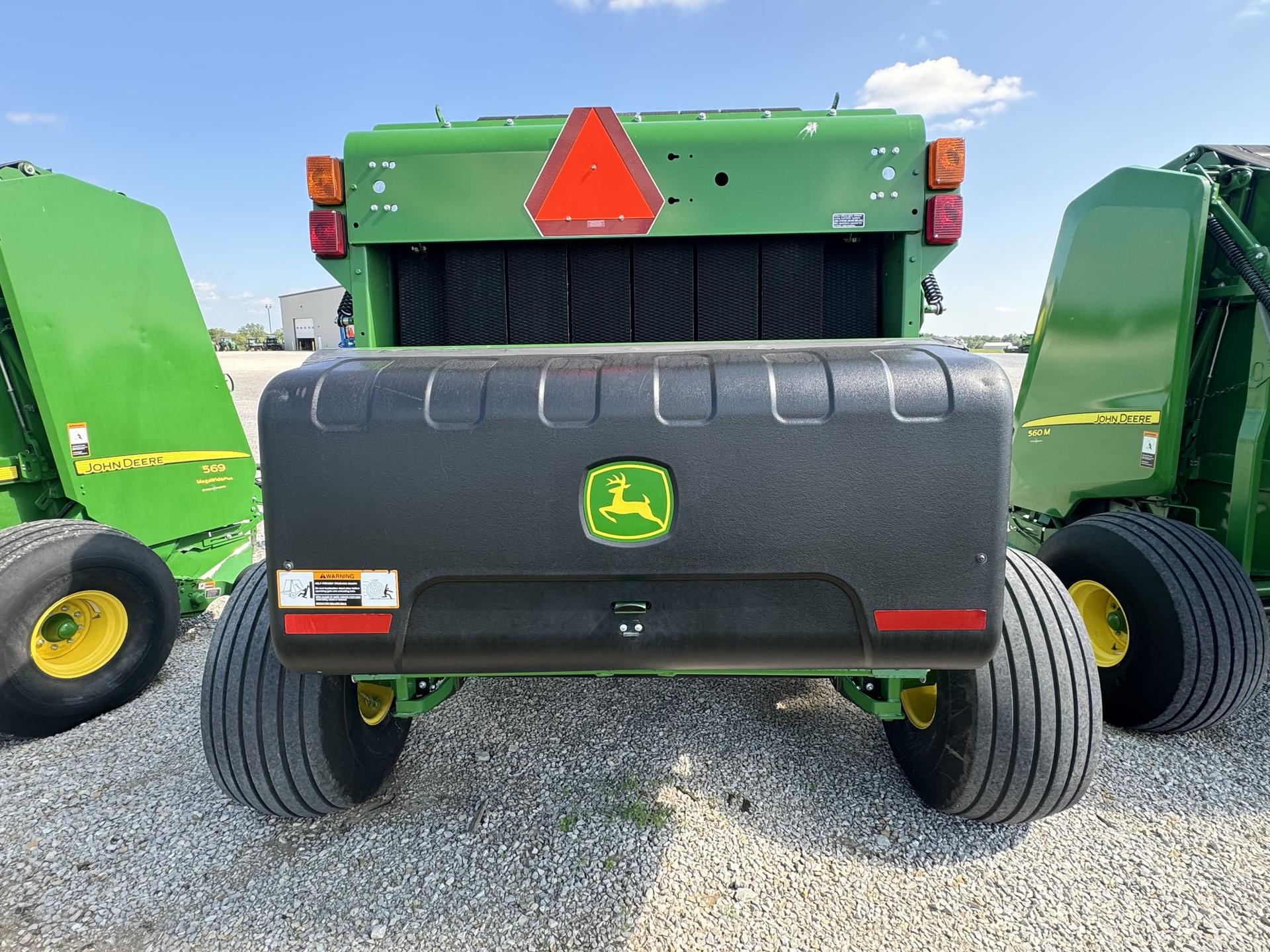 2018 John Deere 560M