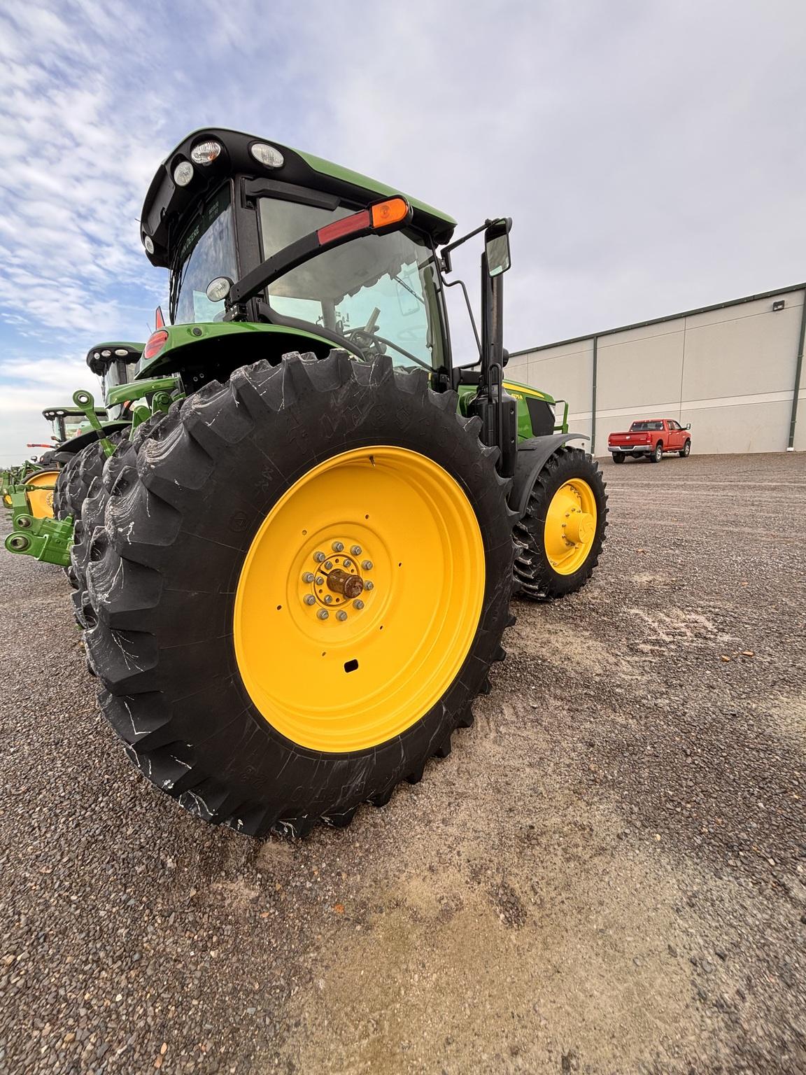 2018 John Deere 6175R