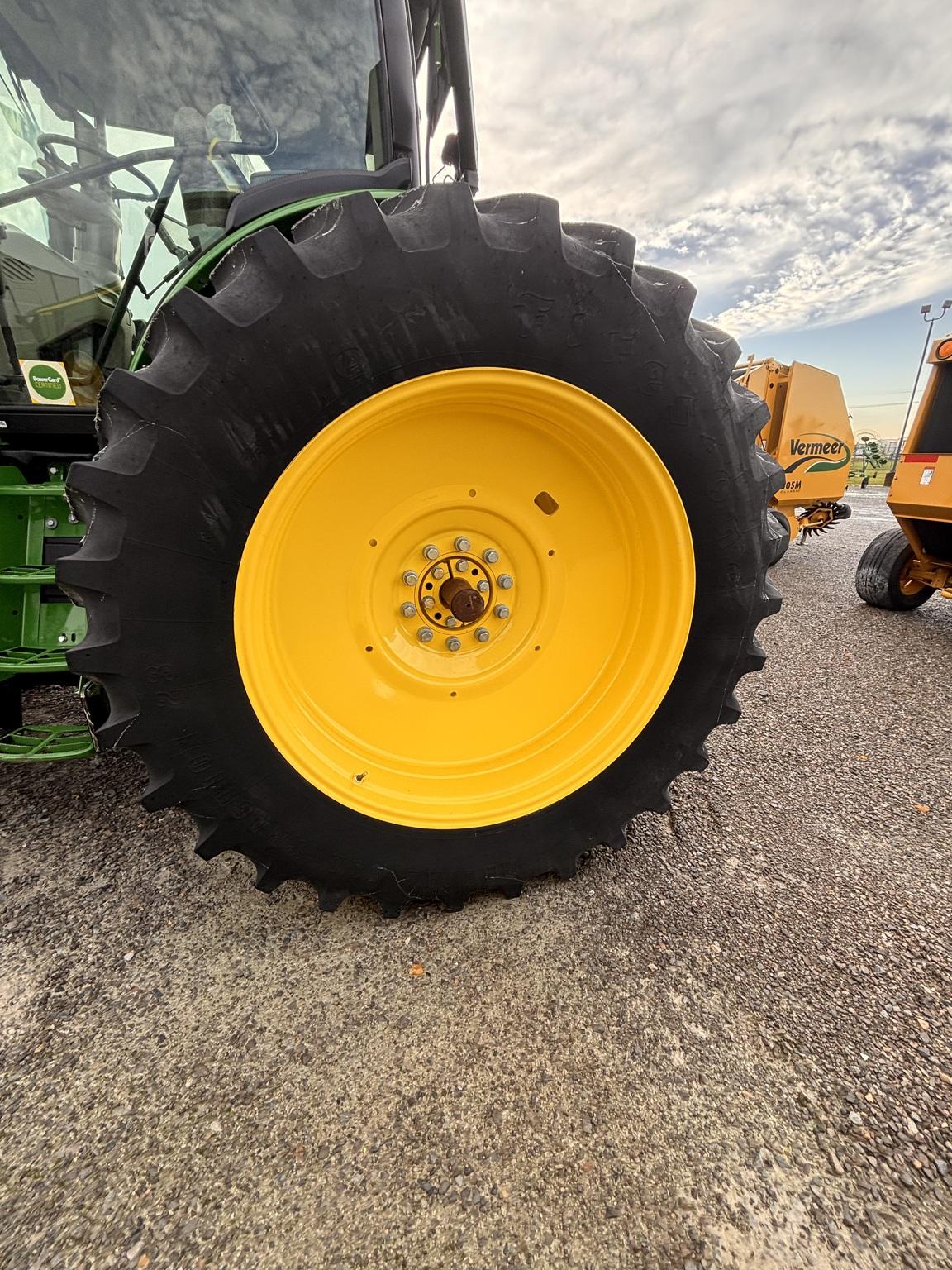 2018 John Deere 6175R