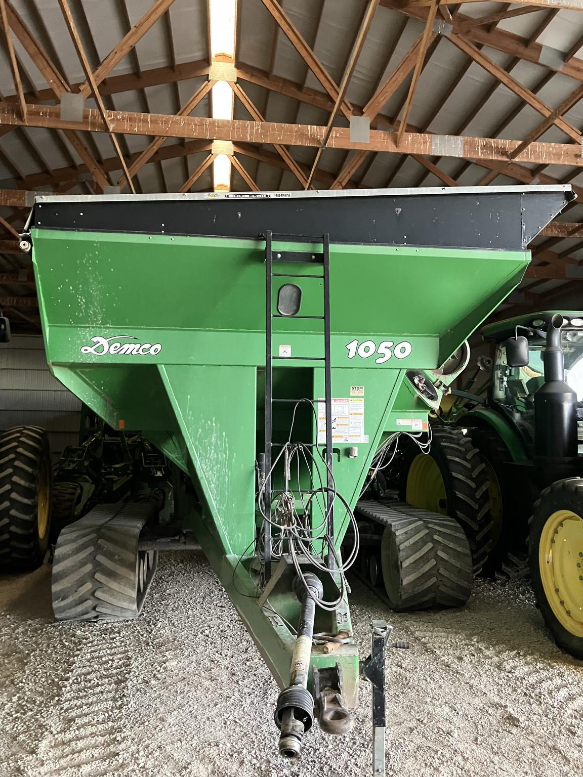 2014 Demco 1050