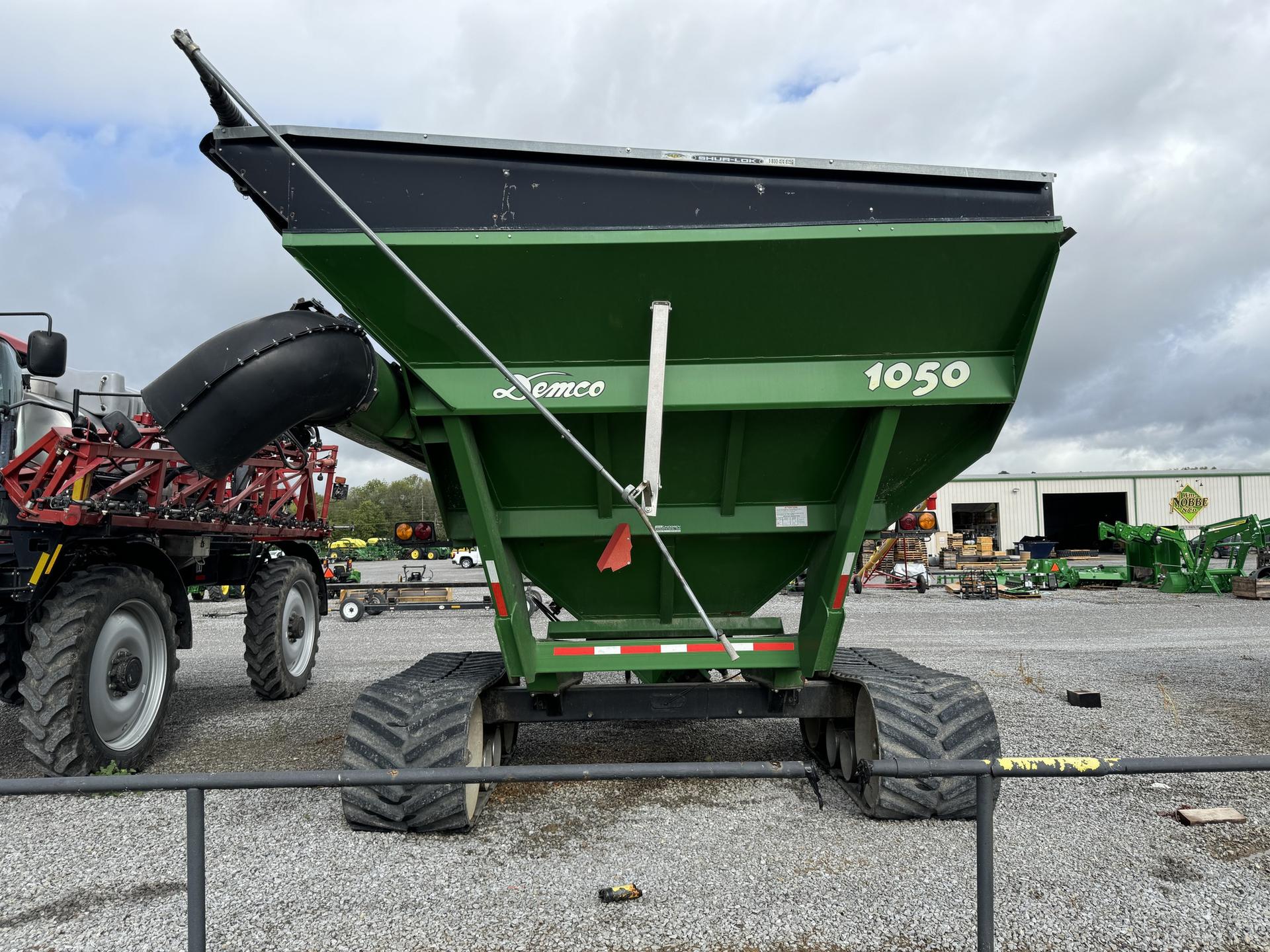 2014 Demco 1050