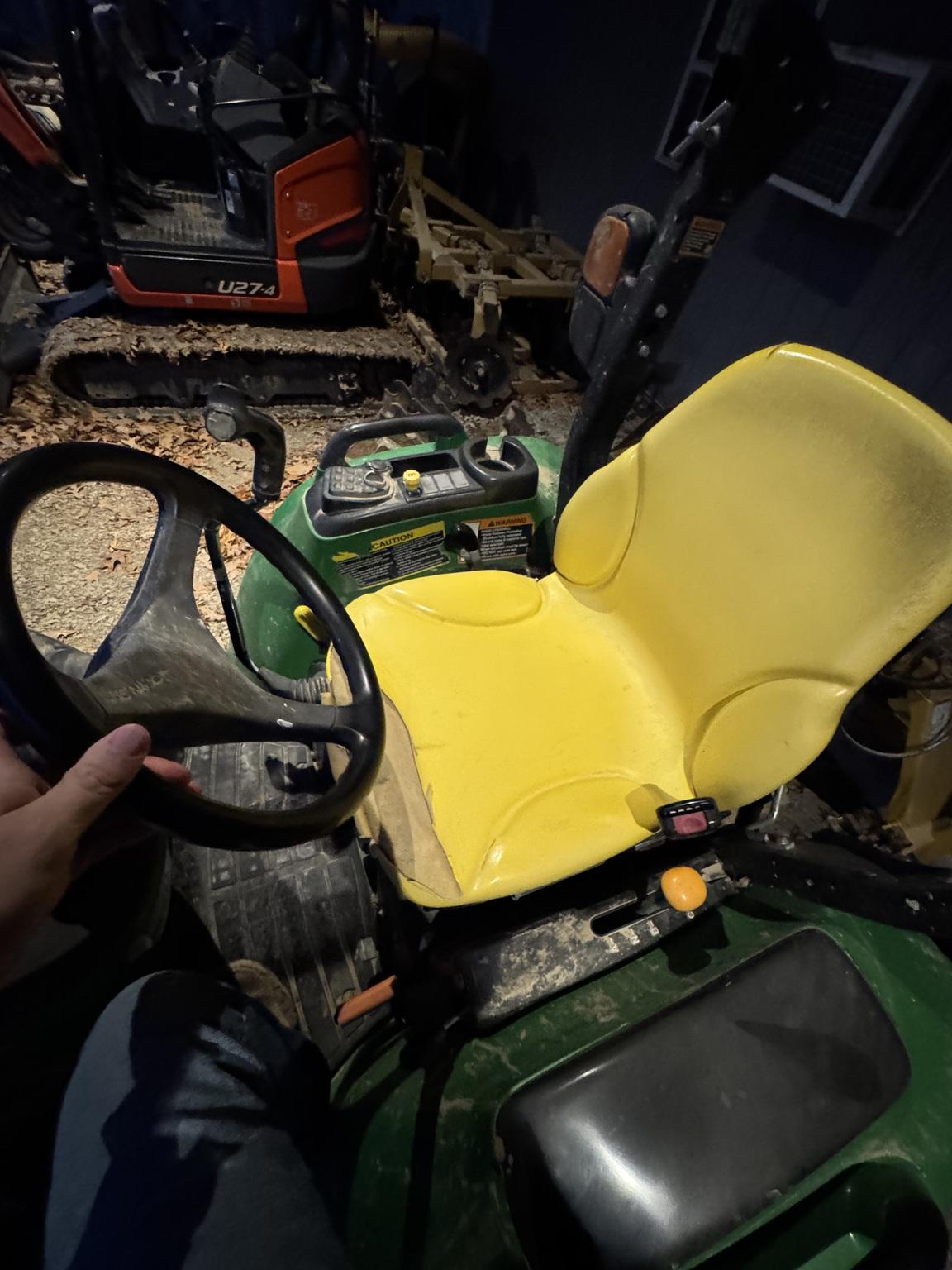 2019 John Deere 3046R Image