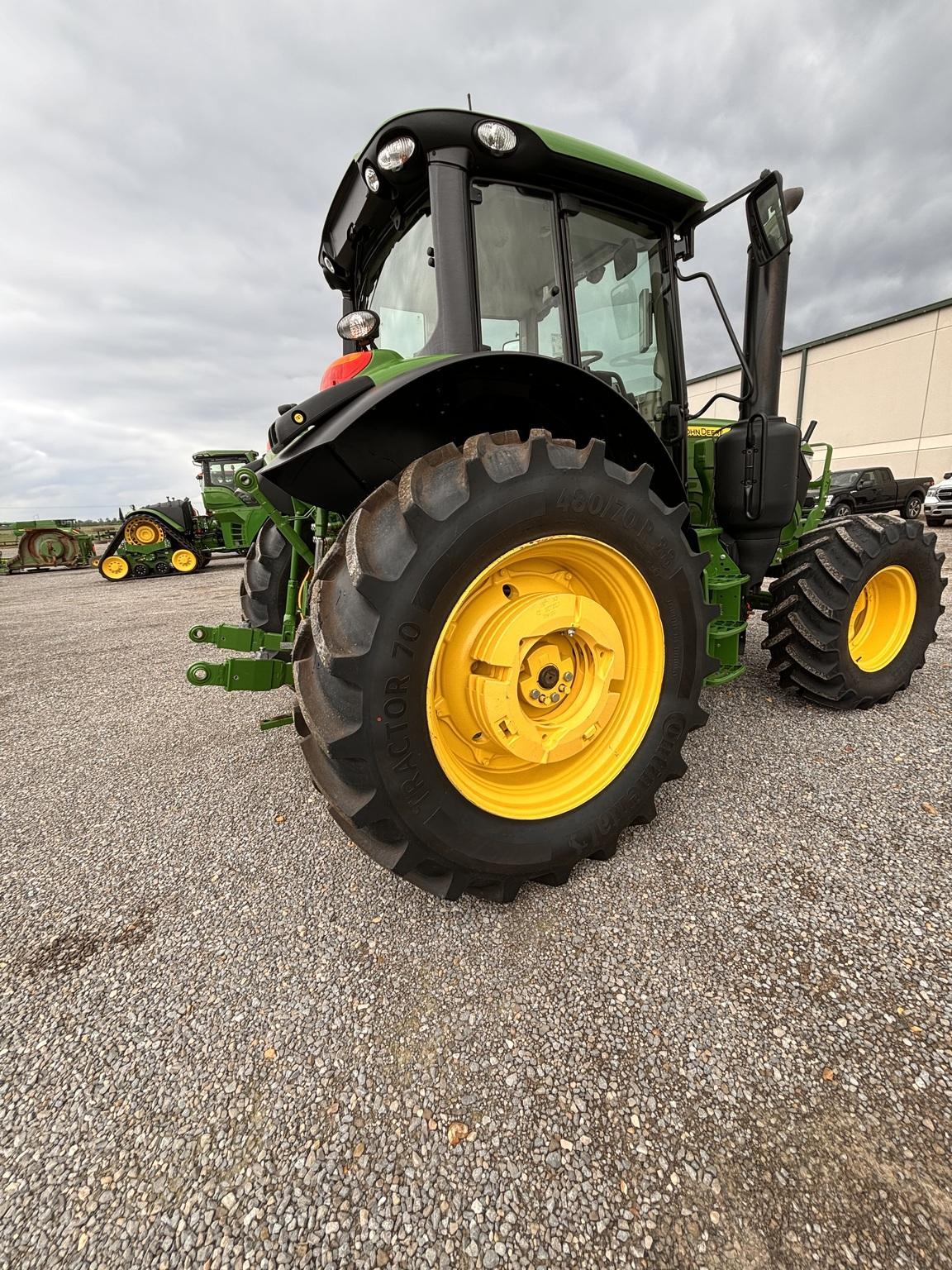 2023 John Deere 6140M