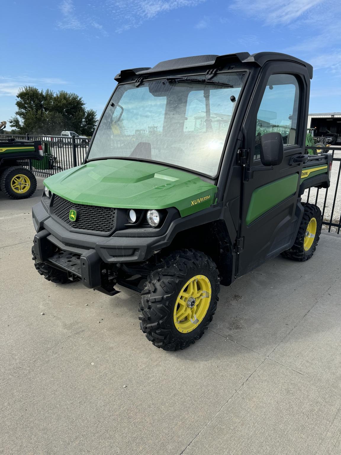 2023 John Deere XUV 835M