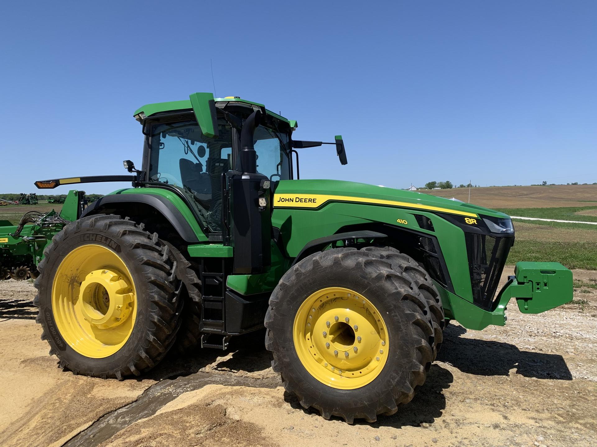 2024 John Deere 8R 410 Image