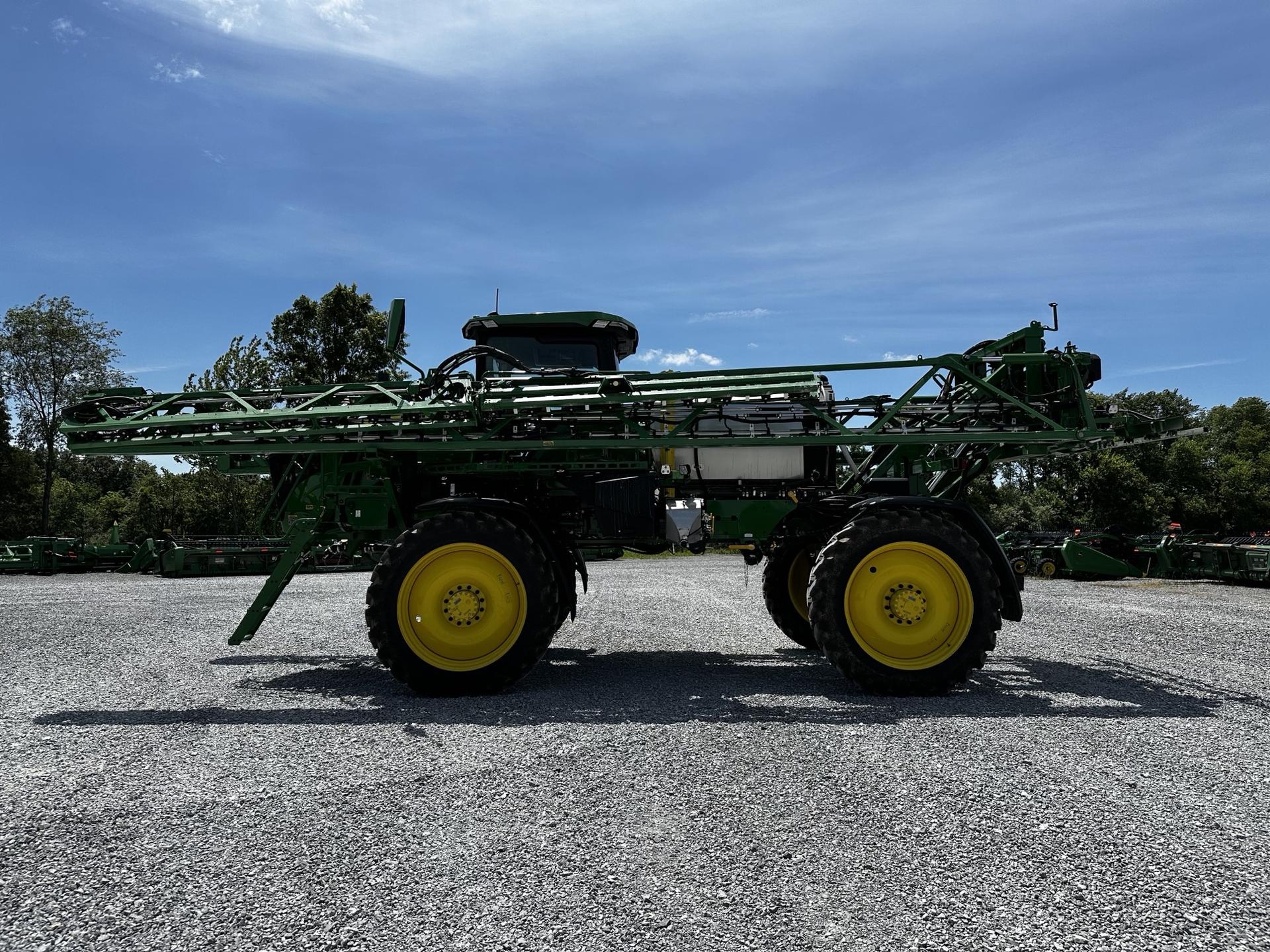 2023 John Deere 408R