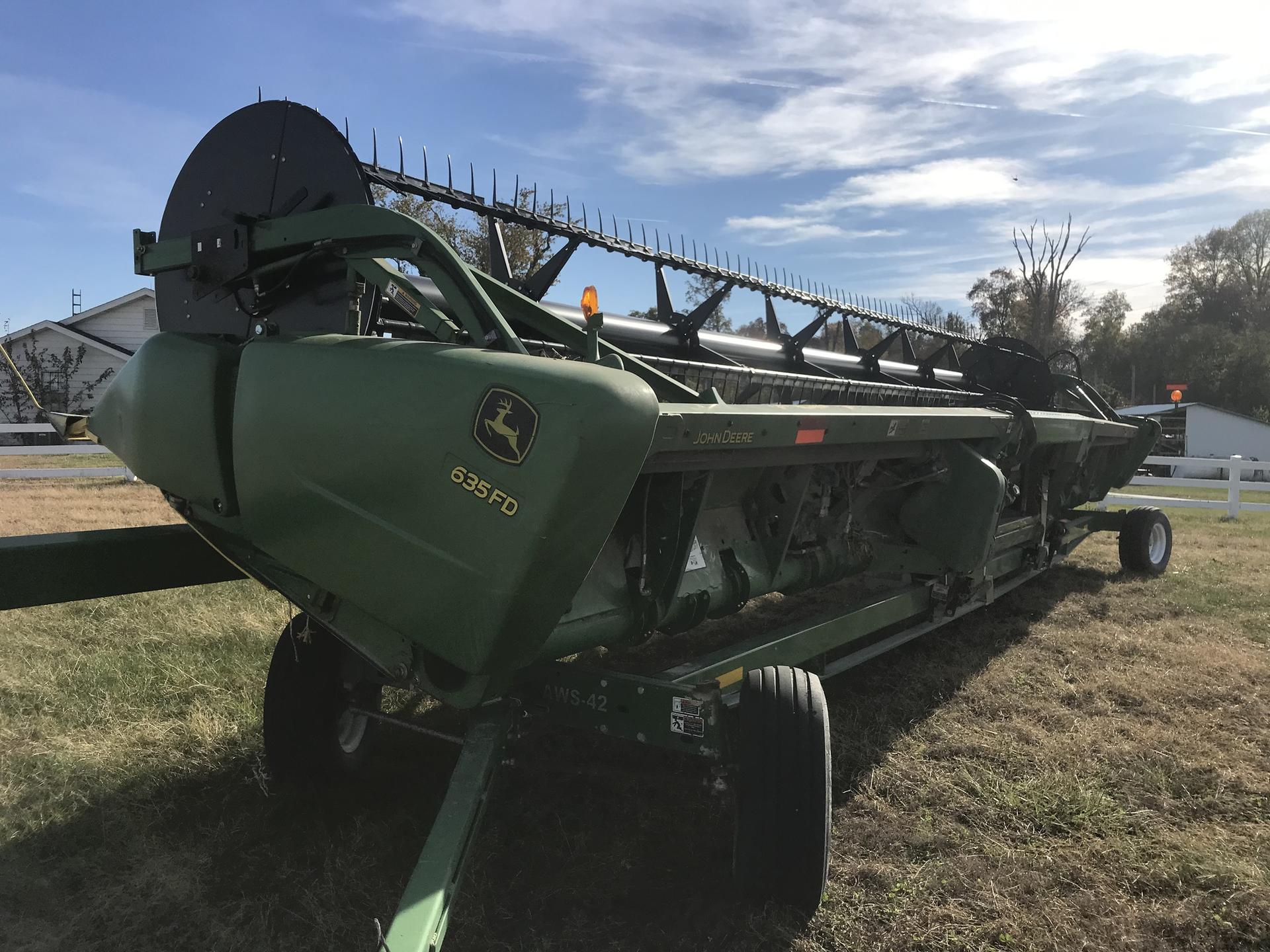 2012 John Deere 635FD