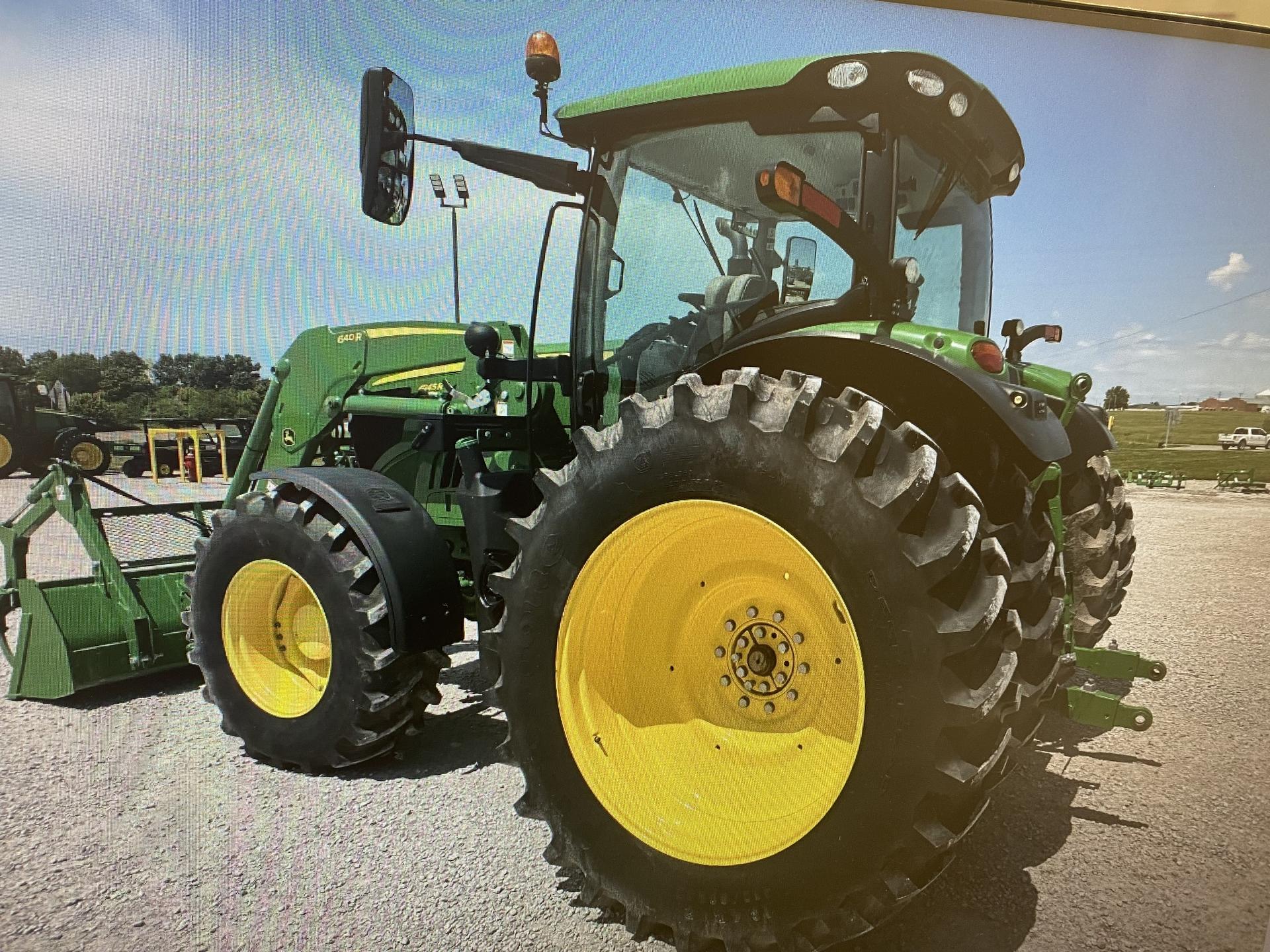 2022 John Deere 6145R