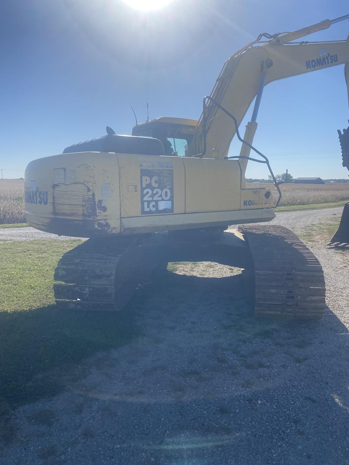 2004 Komatsu PC220LC