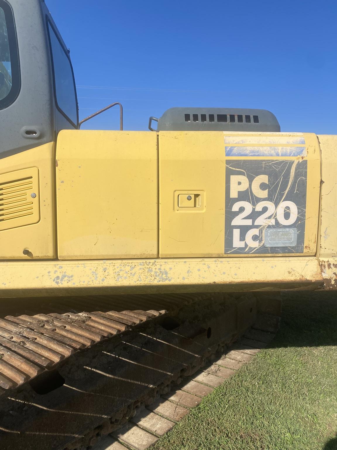 2004 Komatsu PC220LC