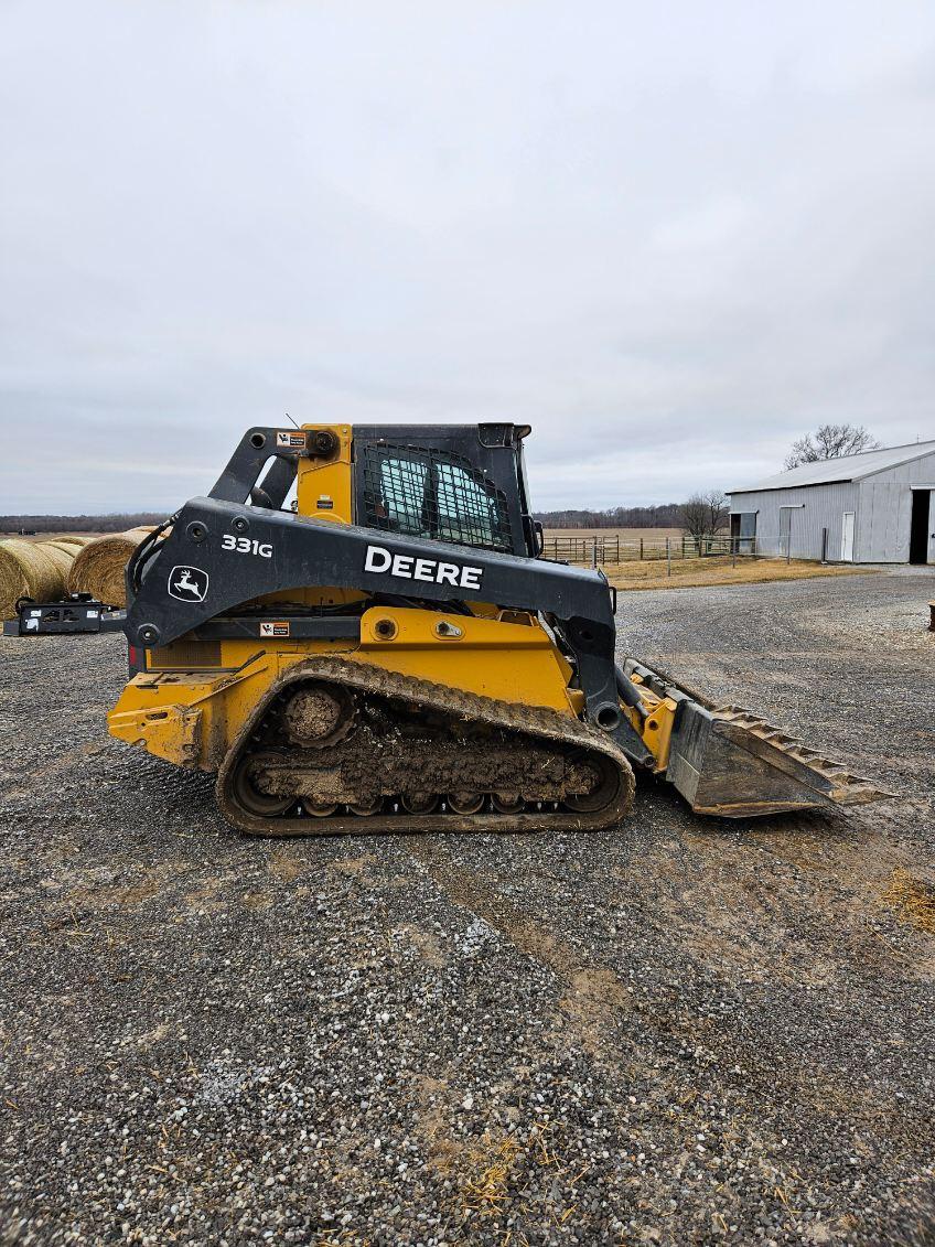 2019 John Deere 331G