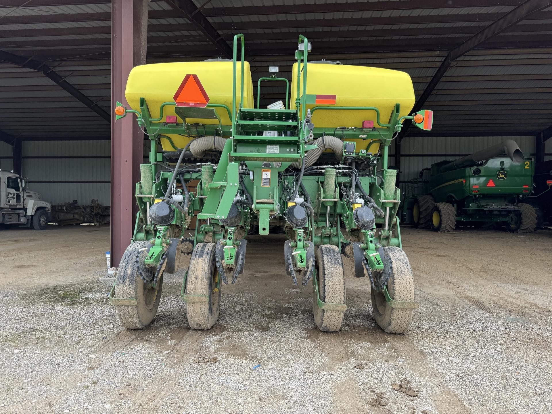 2014 John Deere 1770NT