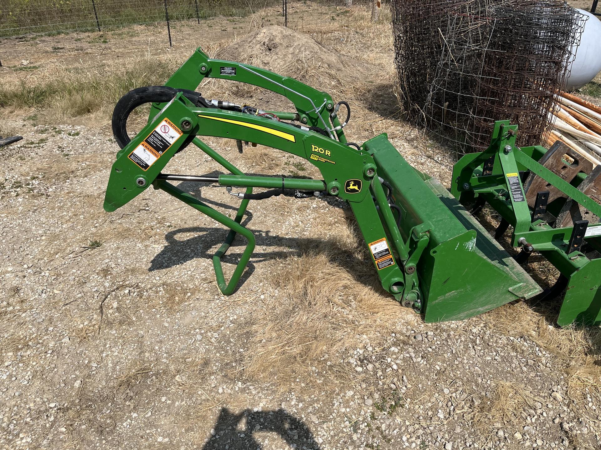 2023 John Deere 1025R