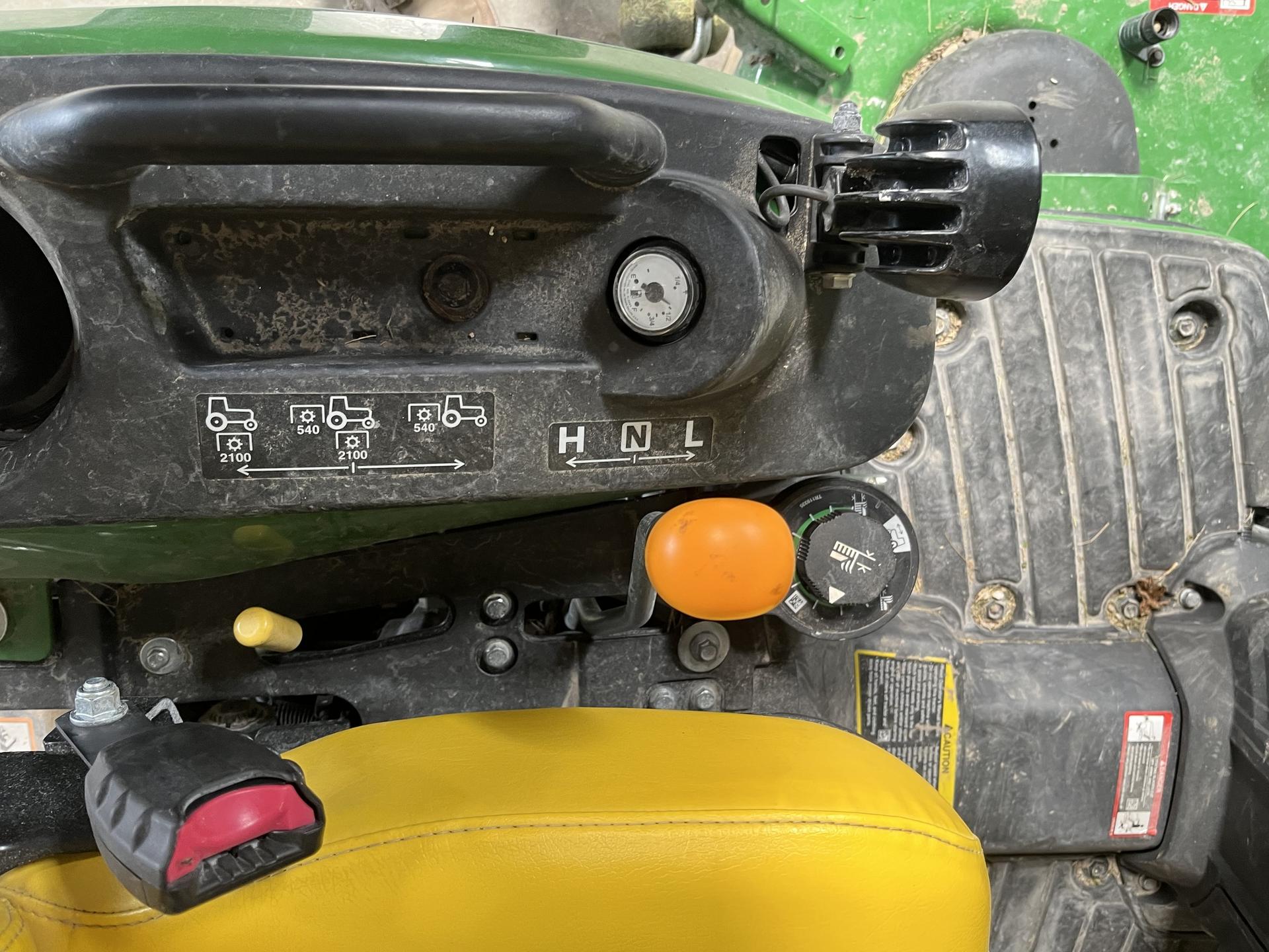 2023 John Deere 1025R