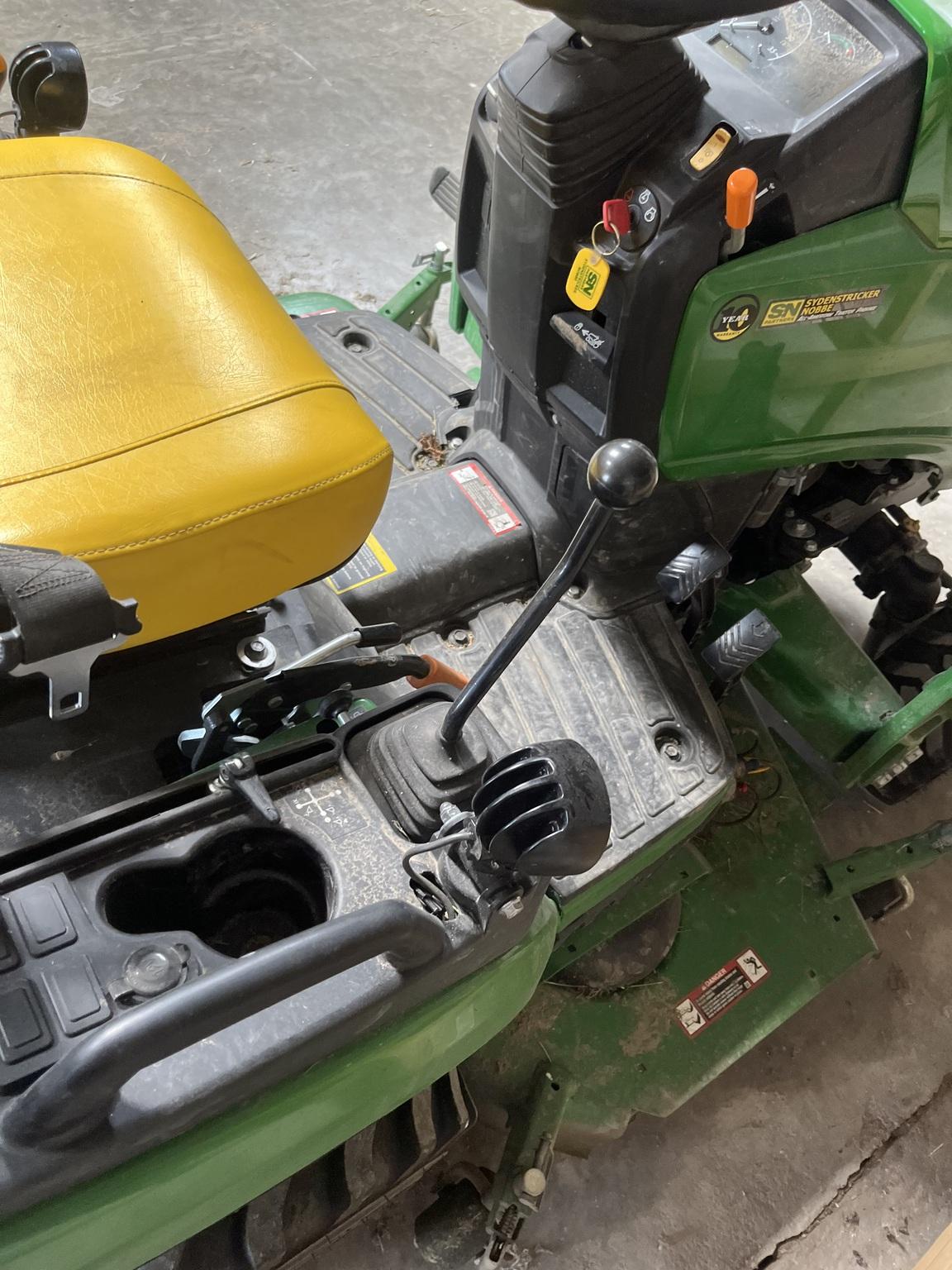 2023 John Deere 1025R