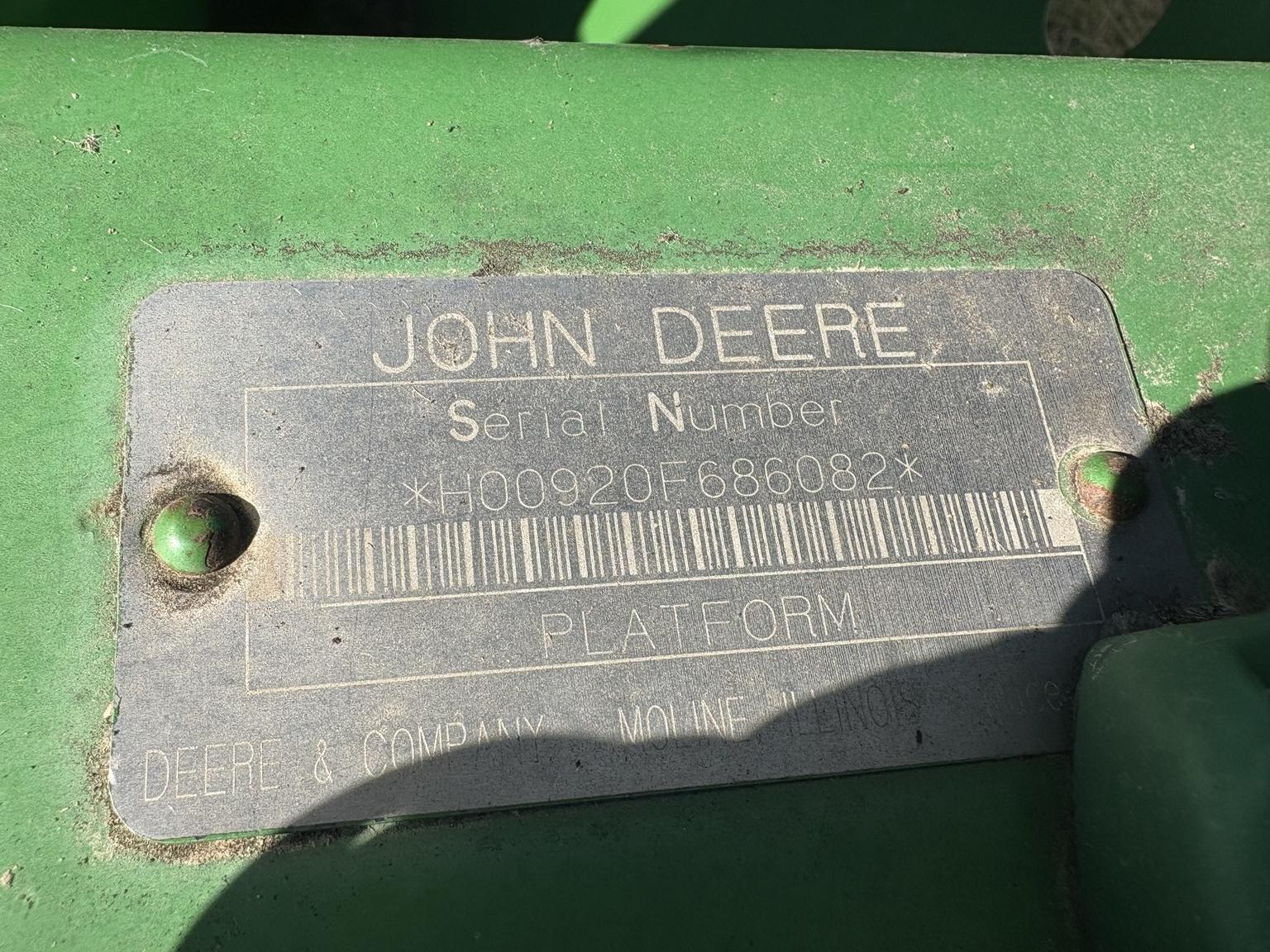 2000 John Deere 920F Image