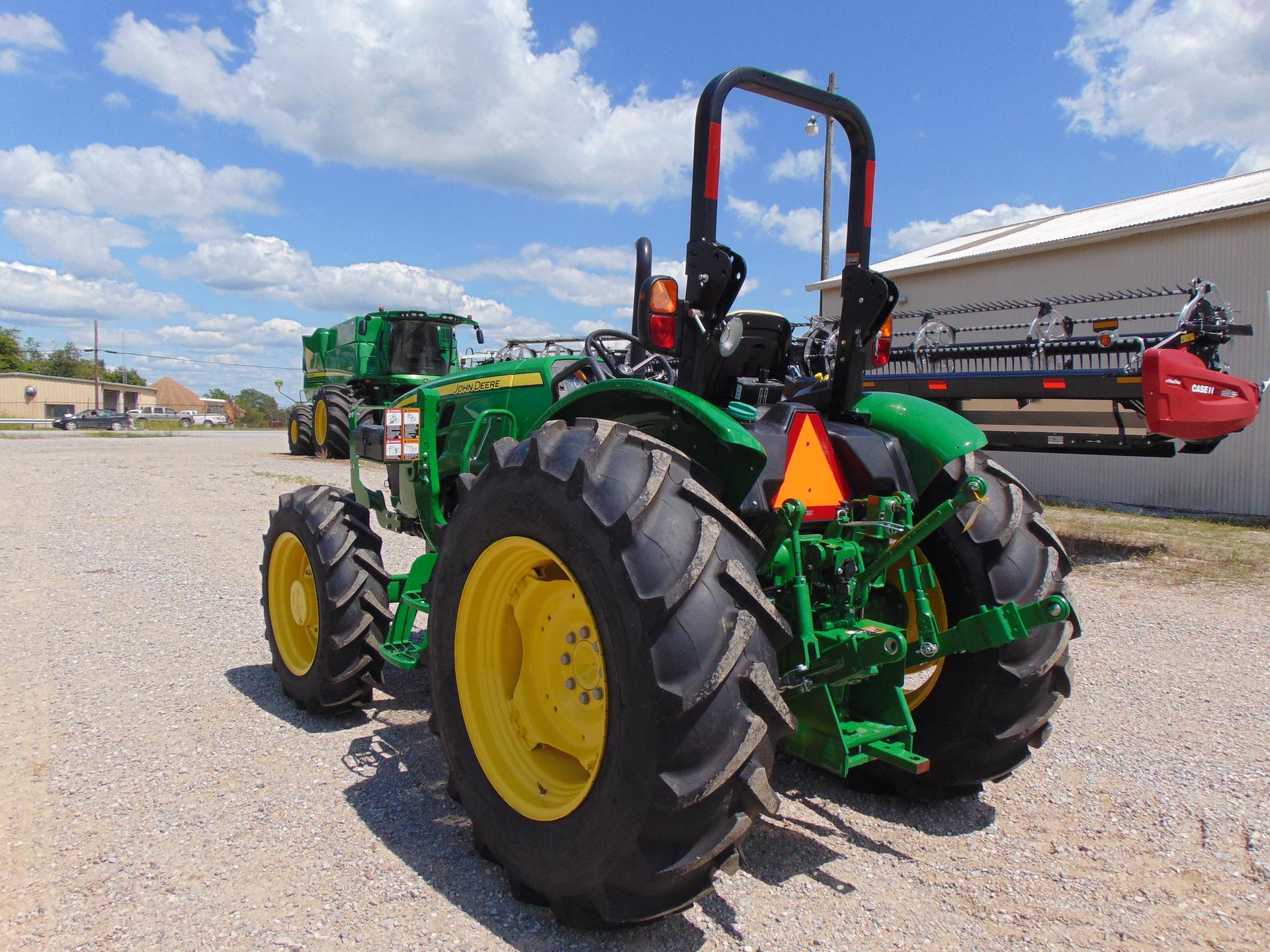 2022 John Deere 5075E