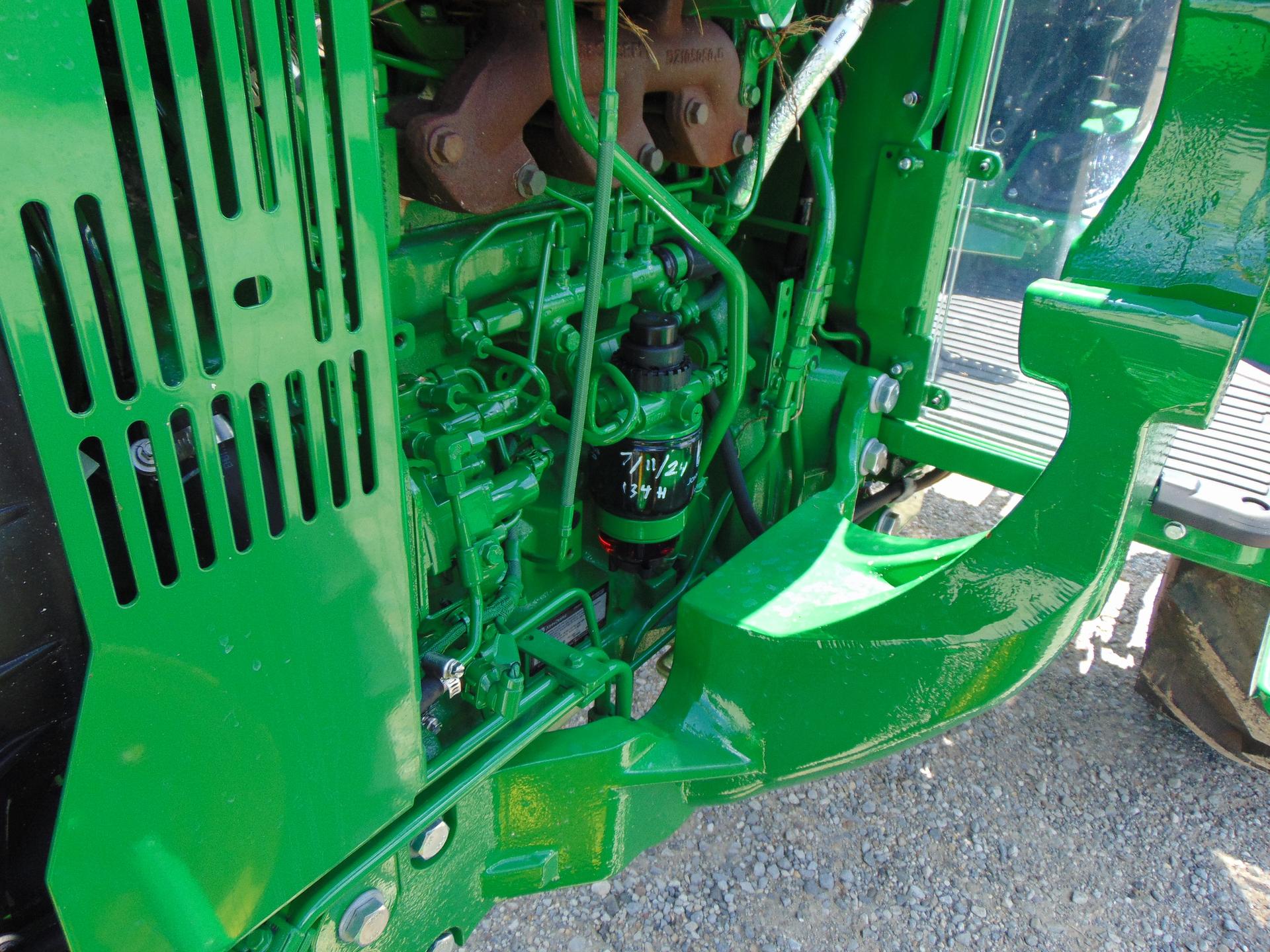 2022 John Deere 5075E