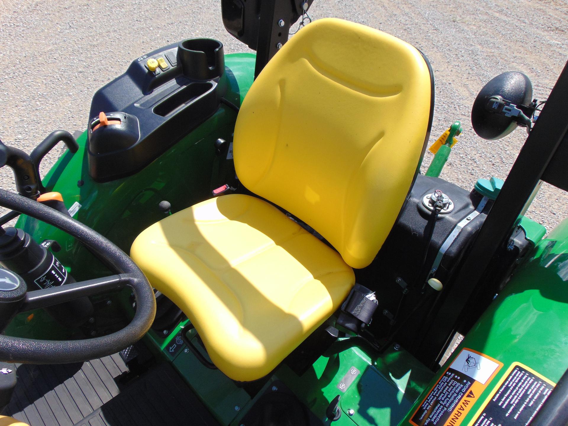 2022 John Deere 5075E