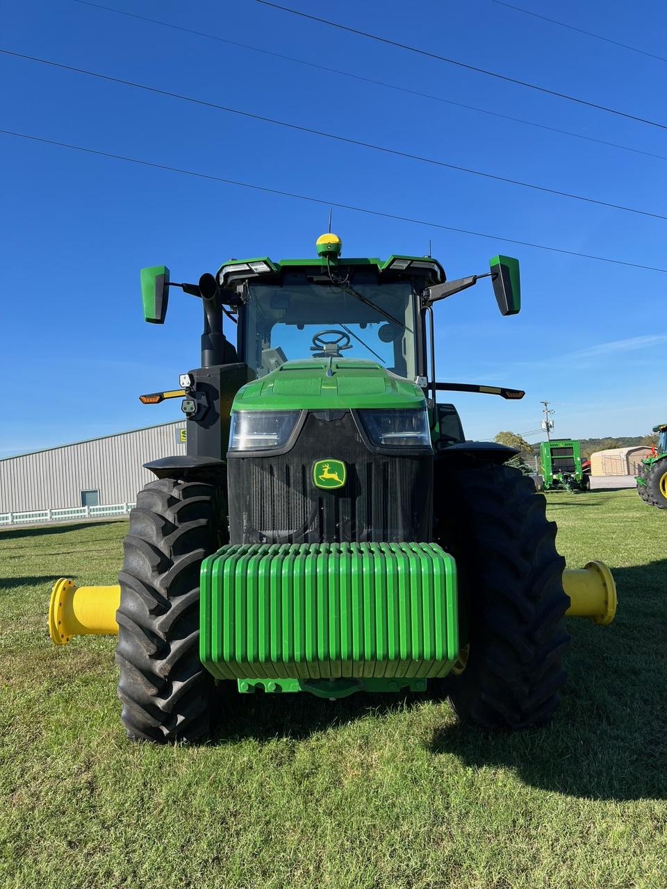 2023 John Deere 8R 410