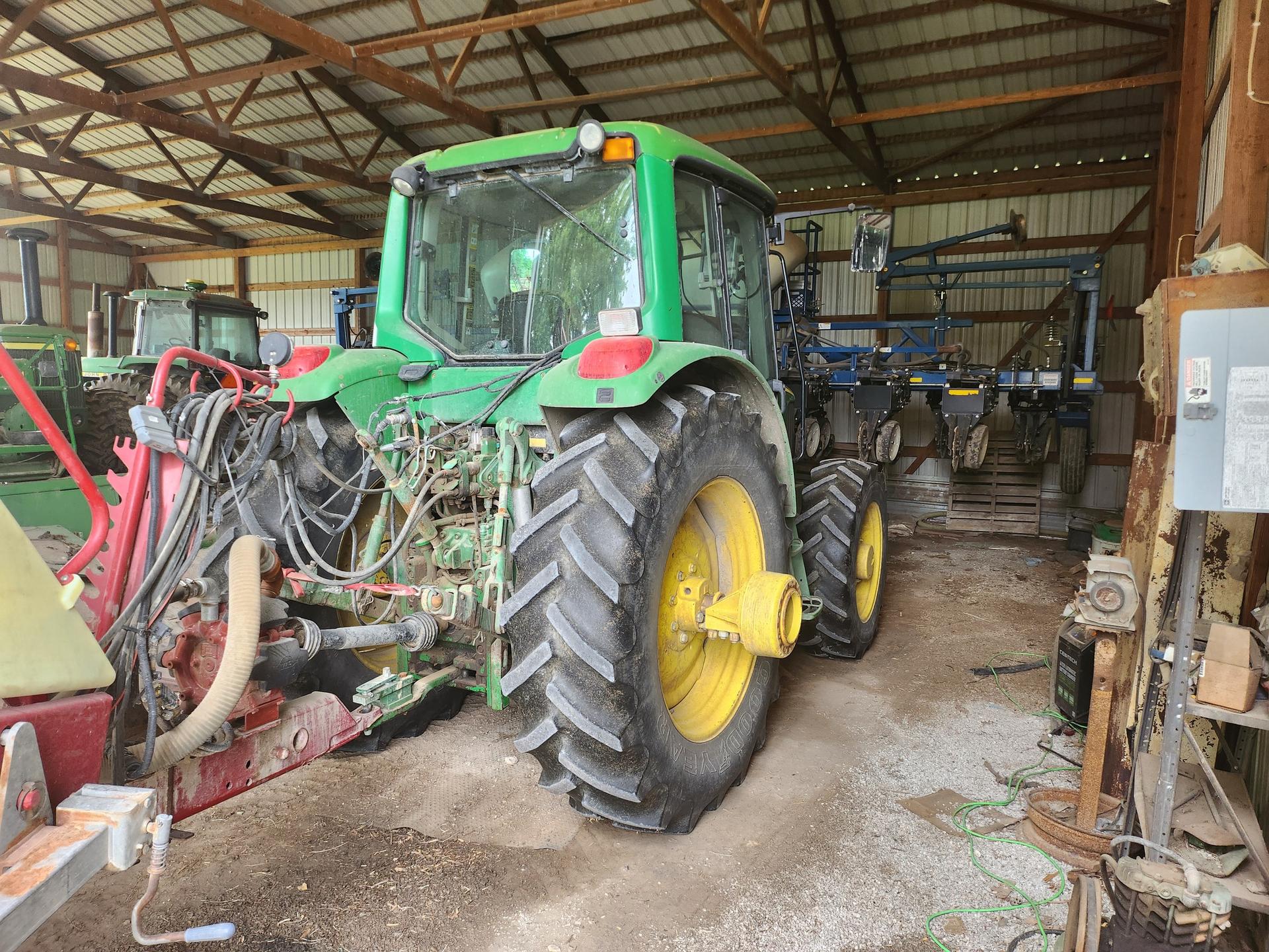 2006 John Deere 6420