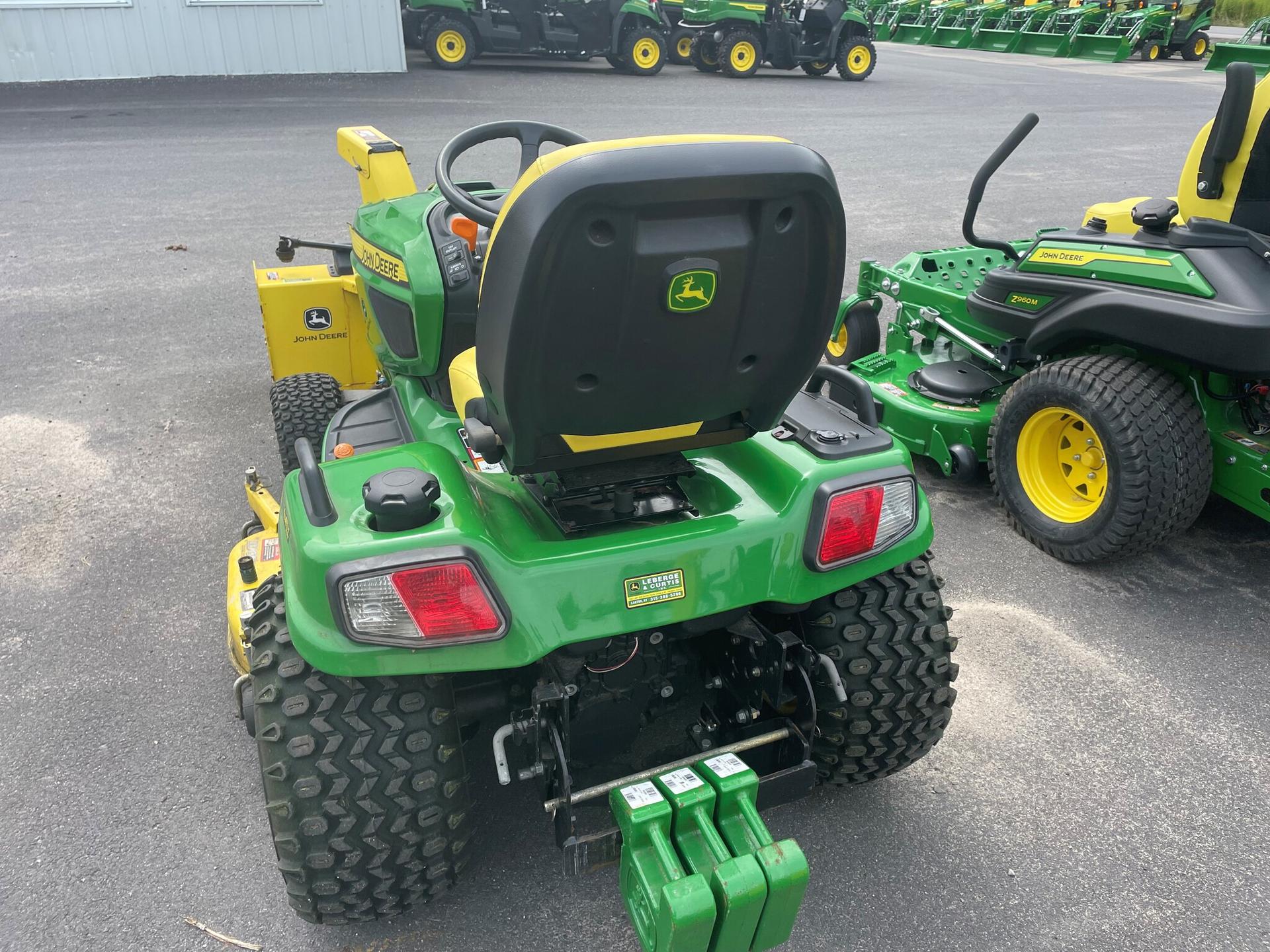 2013 John Deere X739