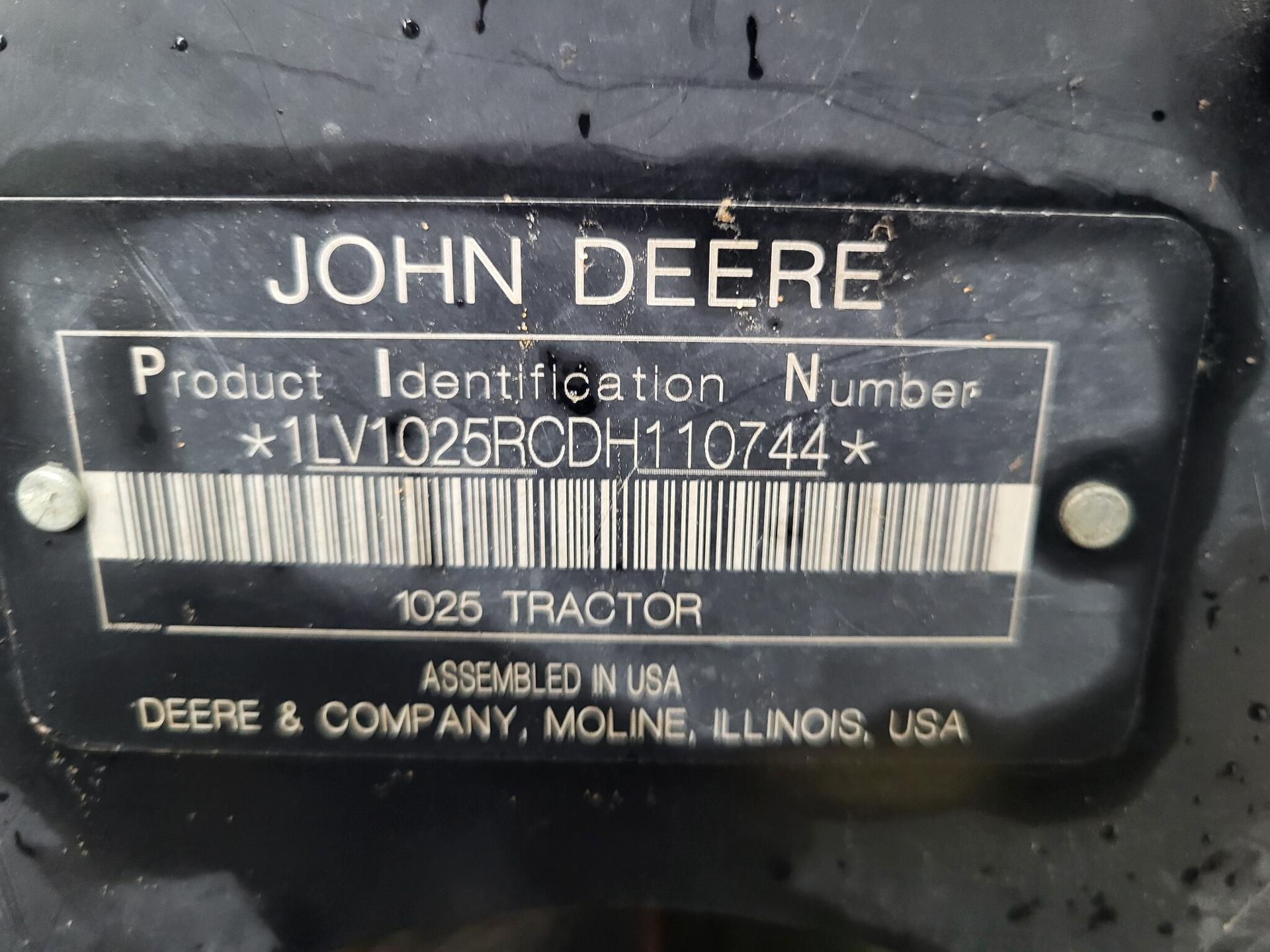 2013 John Deere 1025R