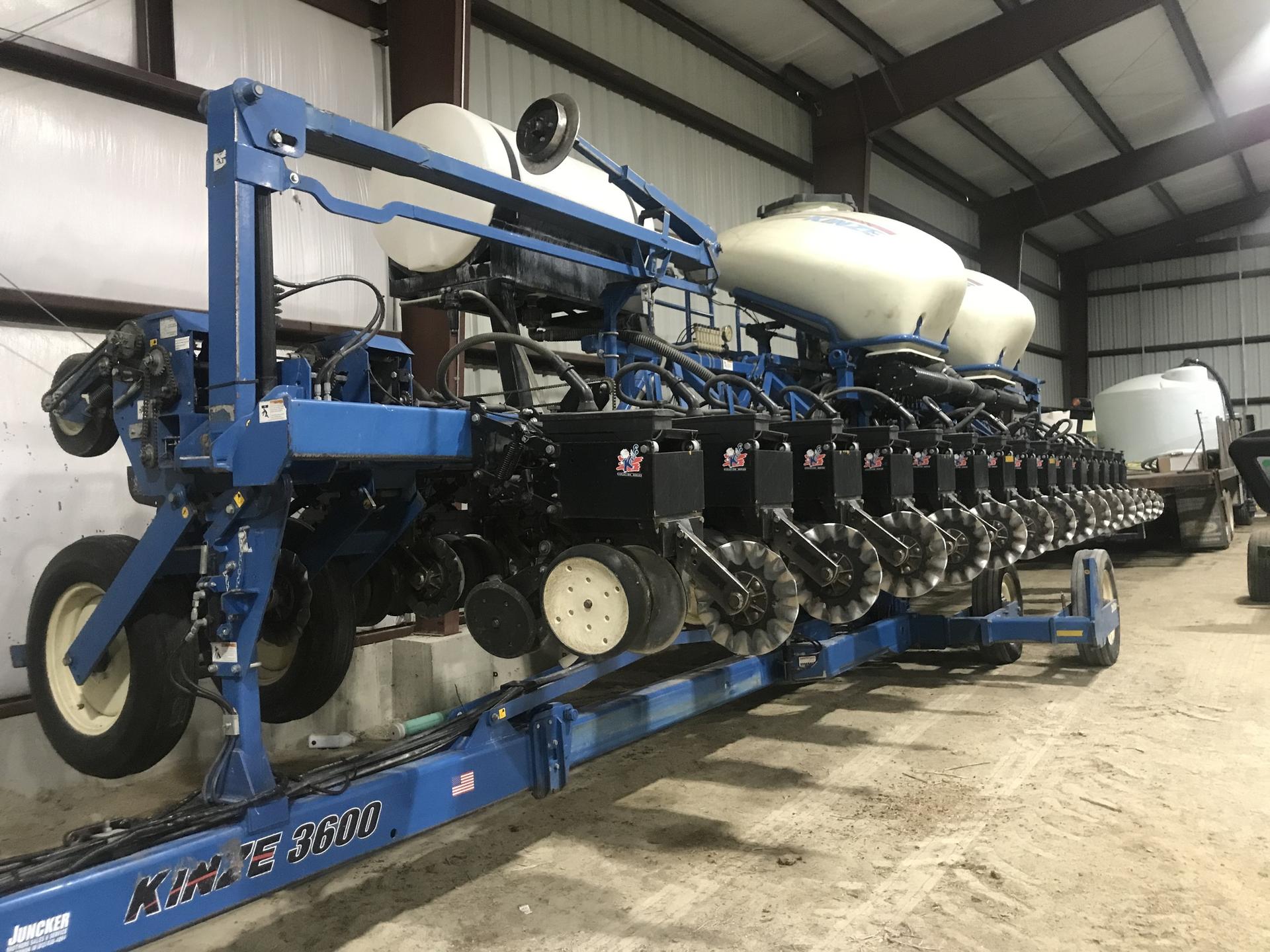 2014 Kinze 3600