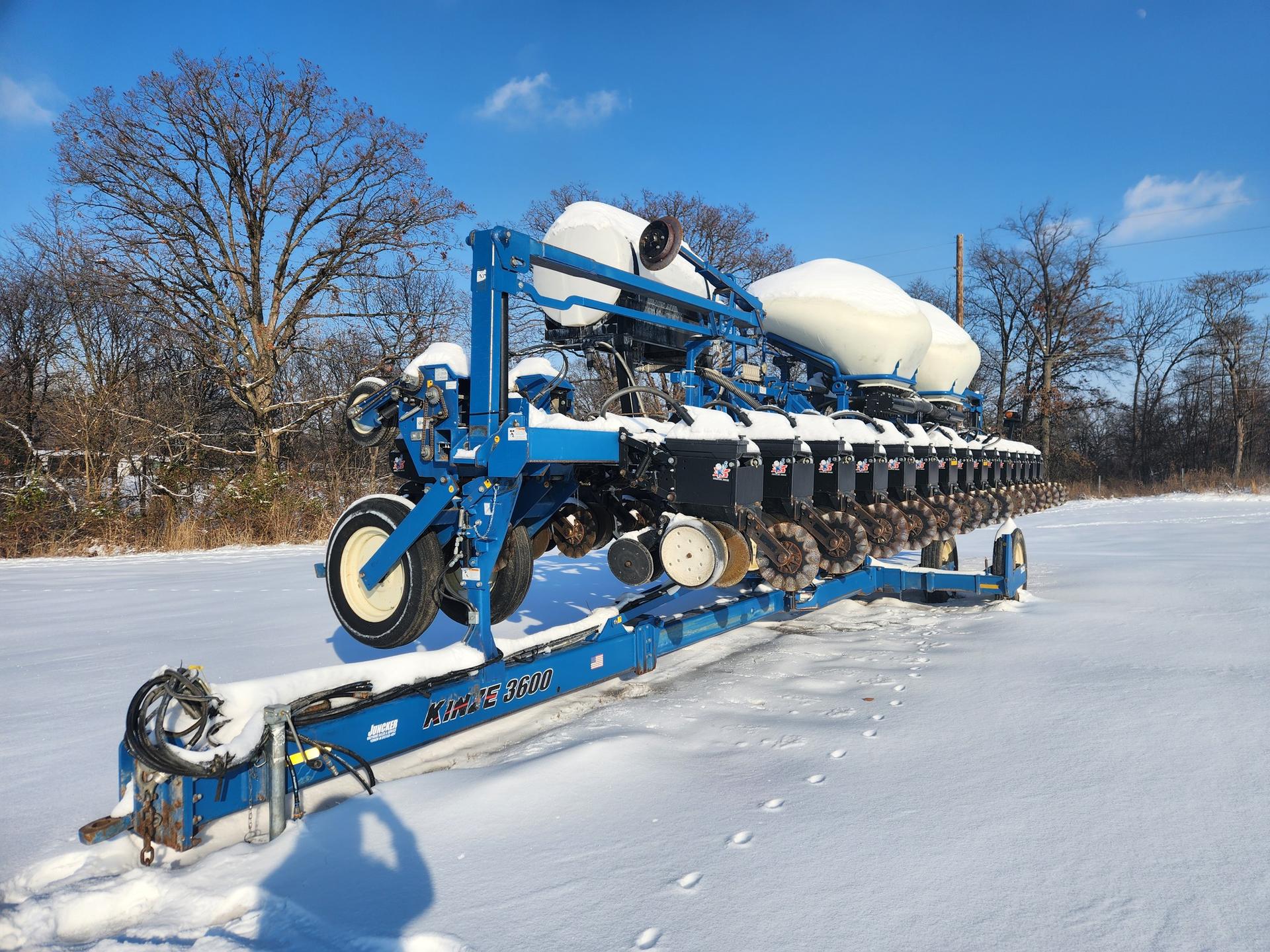 2014 Kinze 3600 Image