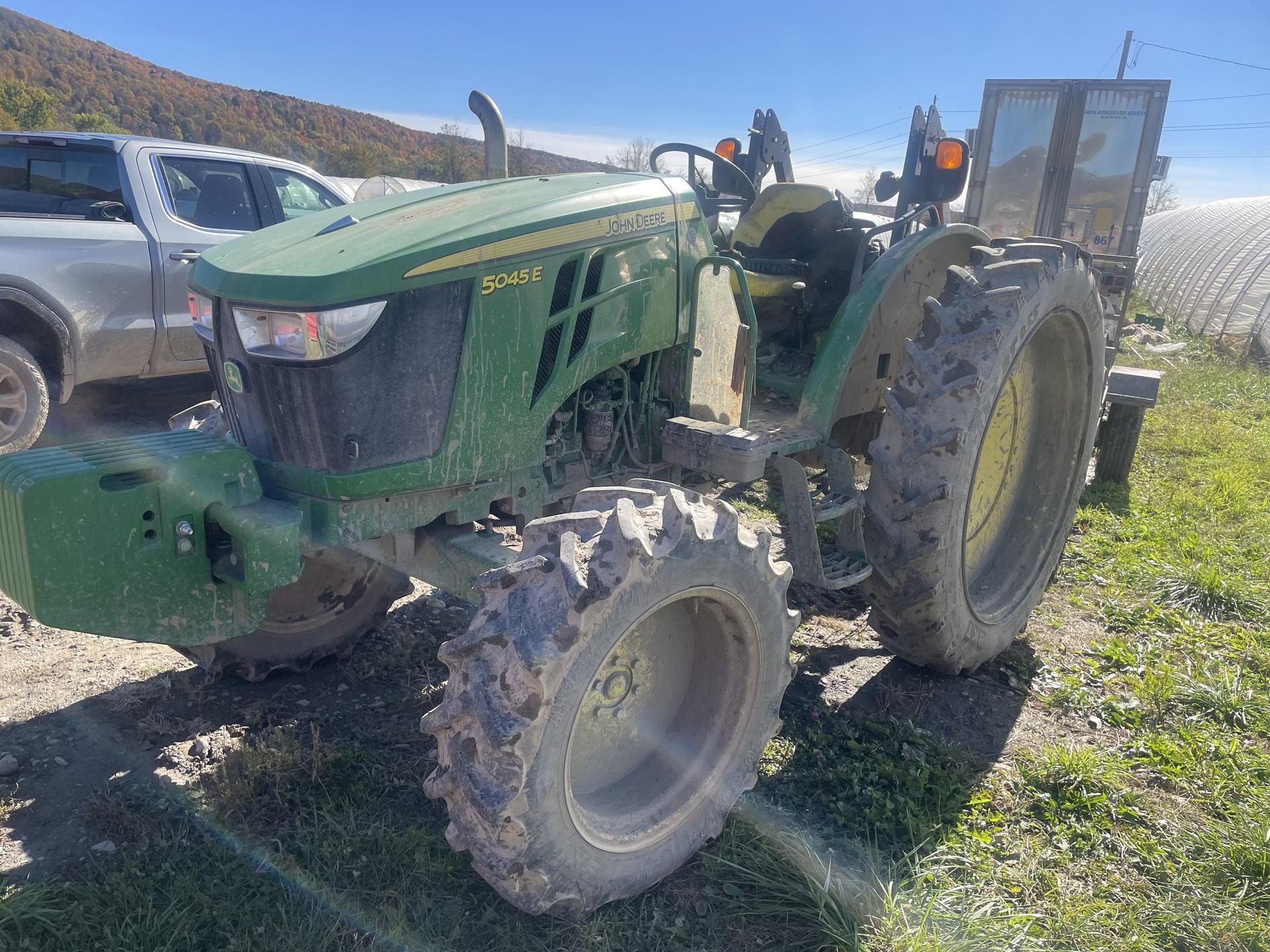 2018 John Deere 5045E