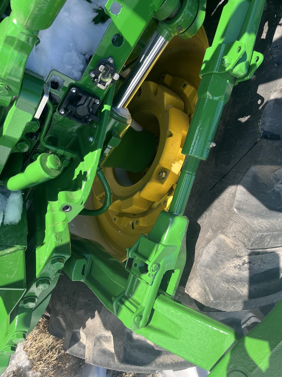 2024 John Deere 8R 340 Image